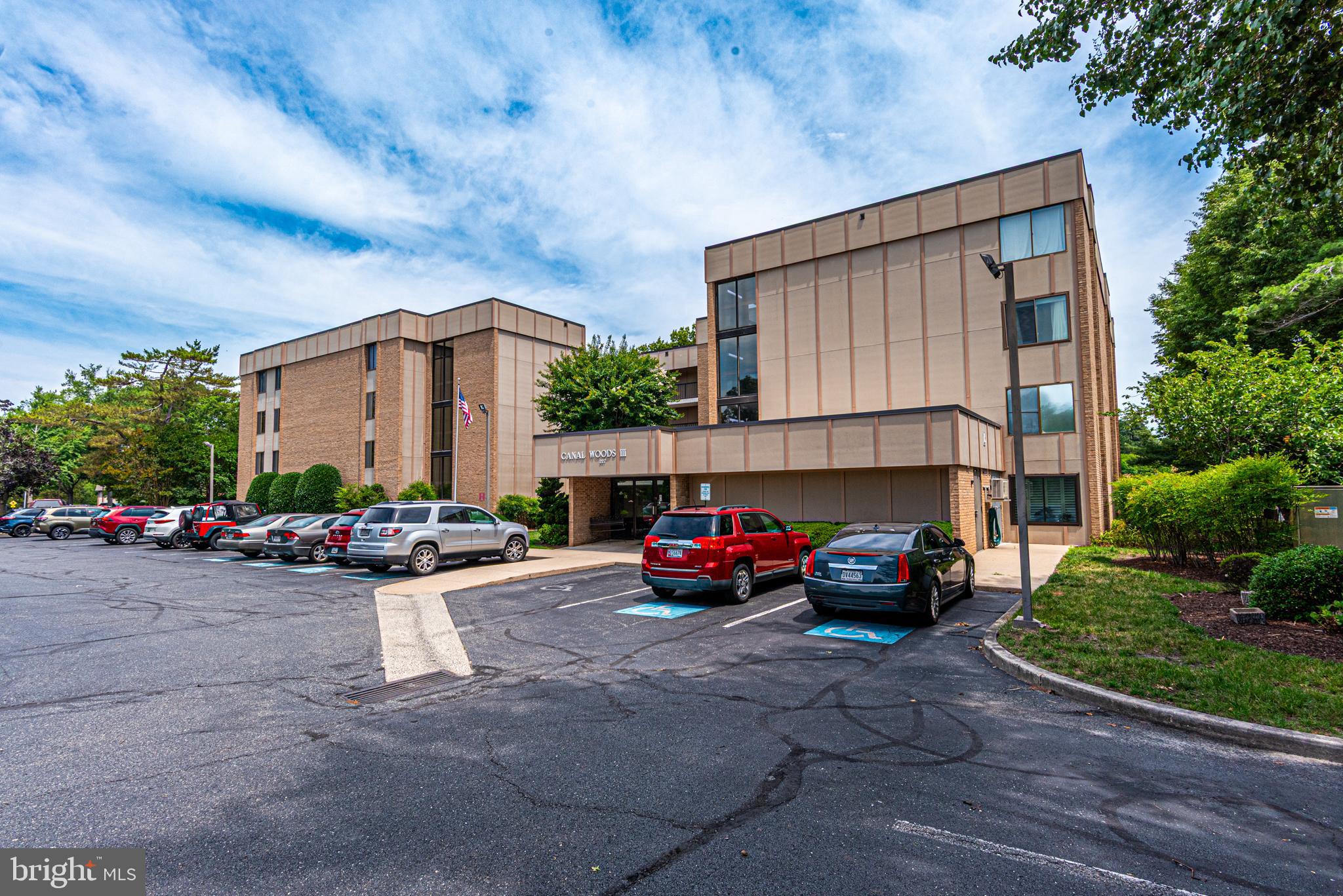 CANAL WOODS III - Residential