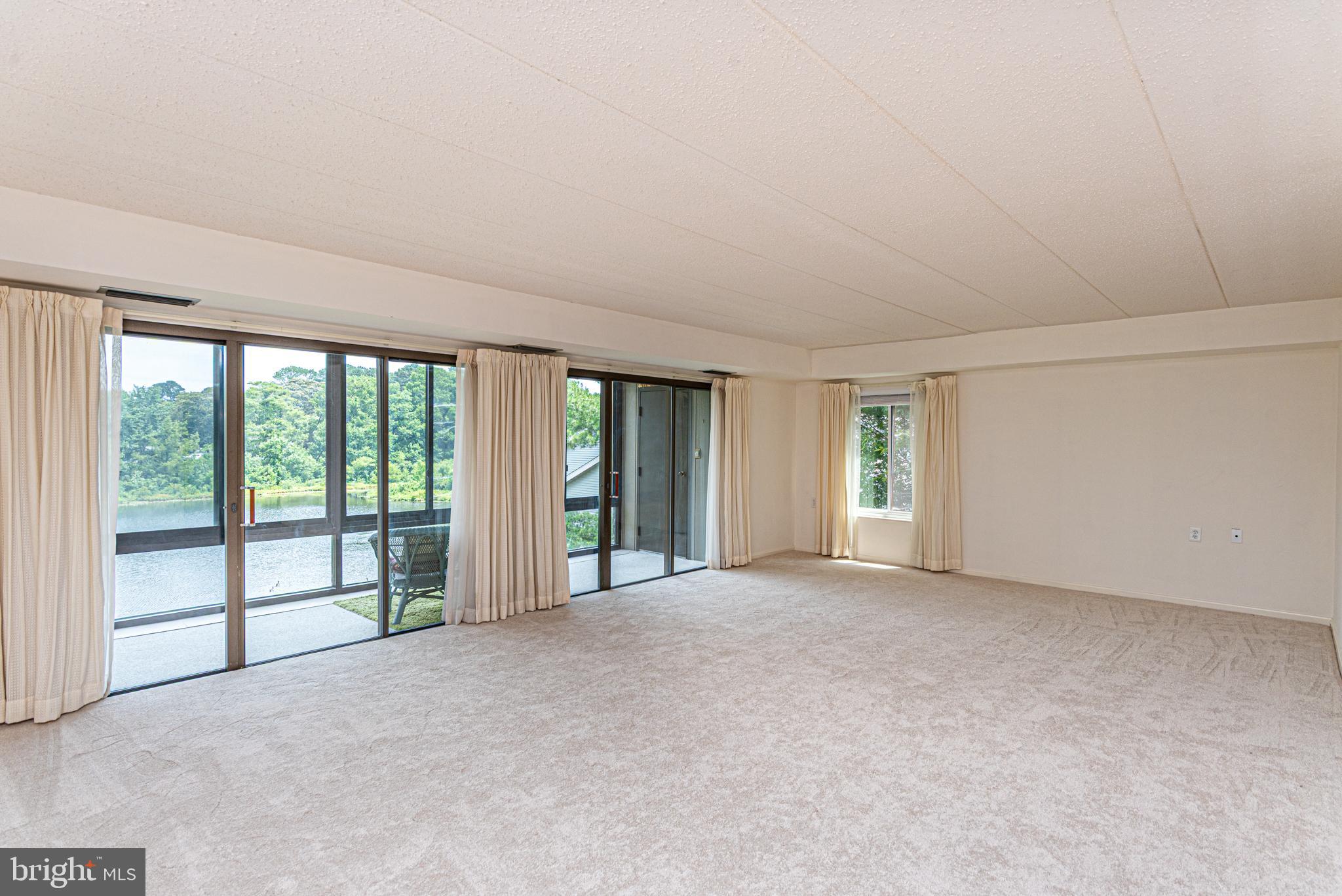 CANAL WOODS III - Residential