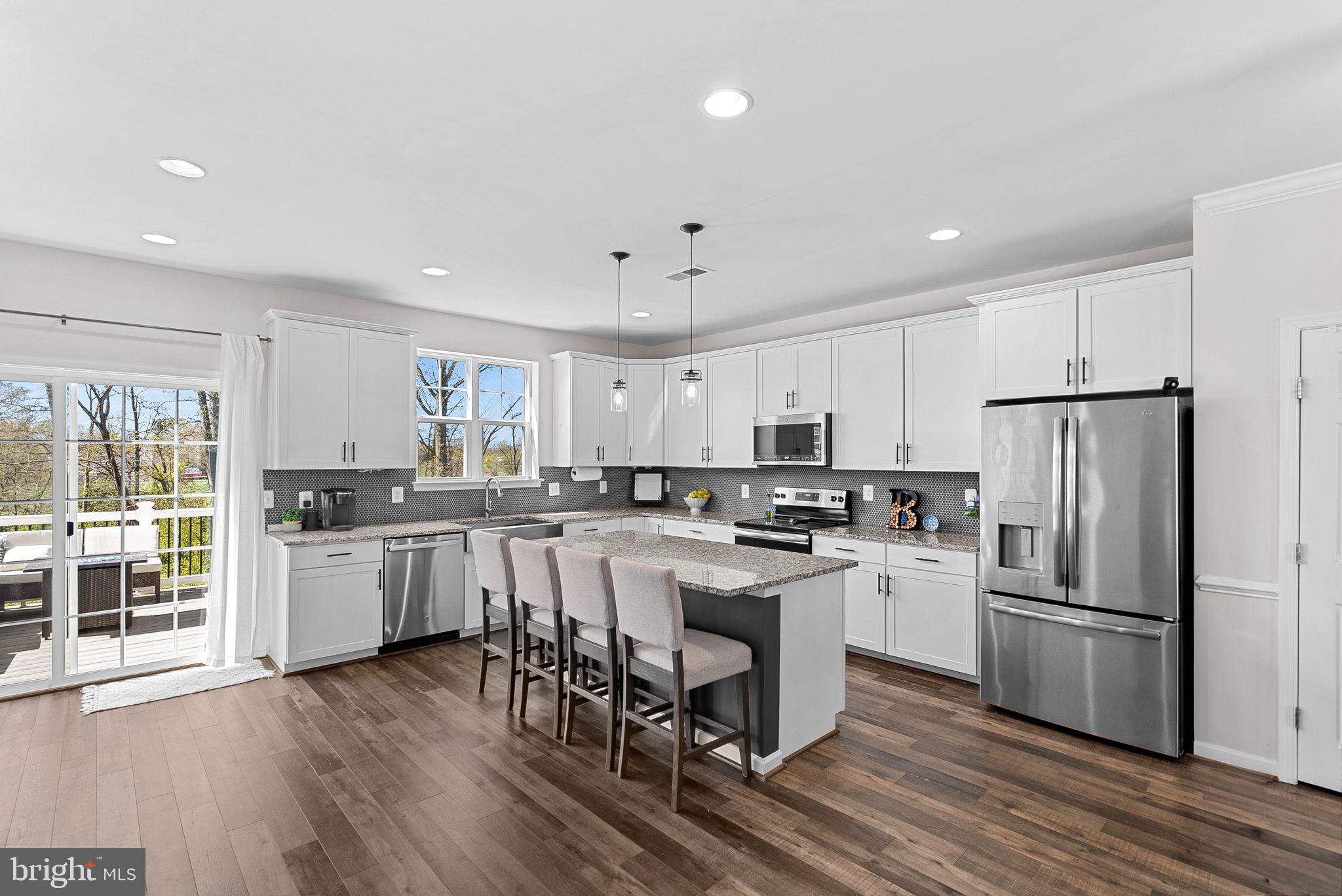 MAYFAIR - Residential