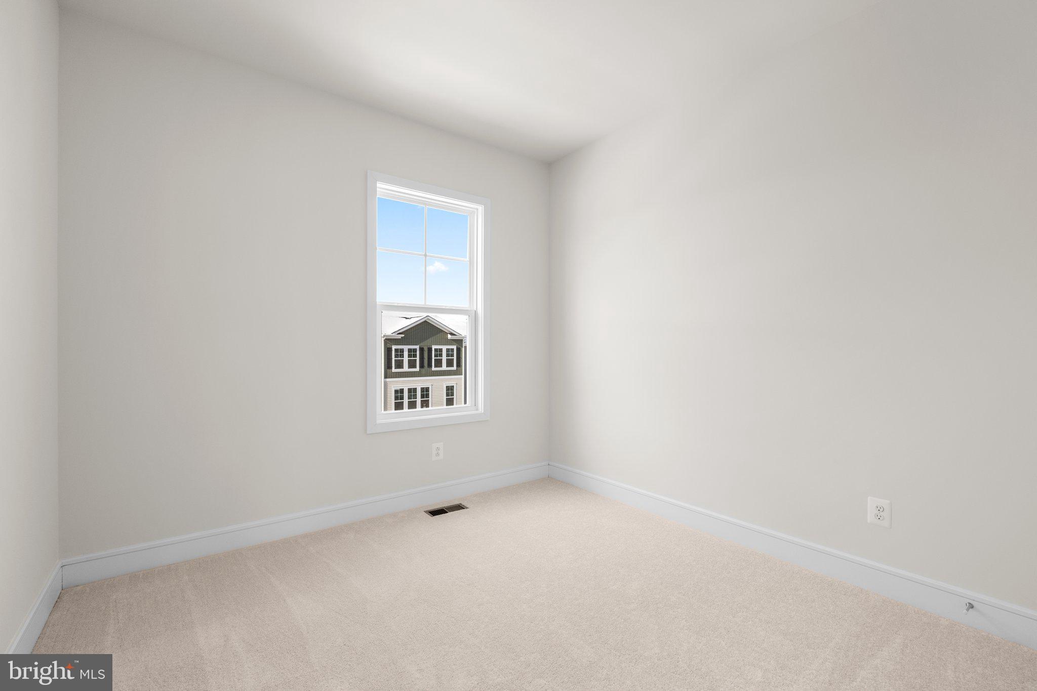 LAKE FREDERICK - Residential