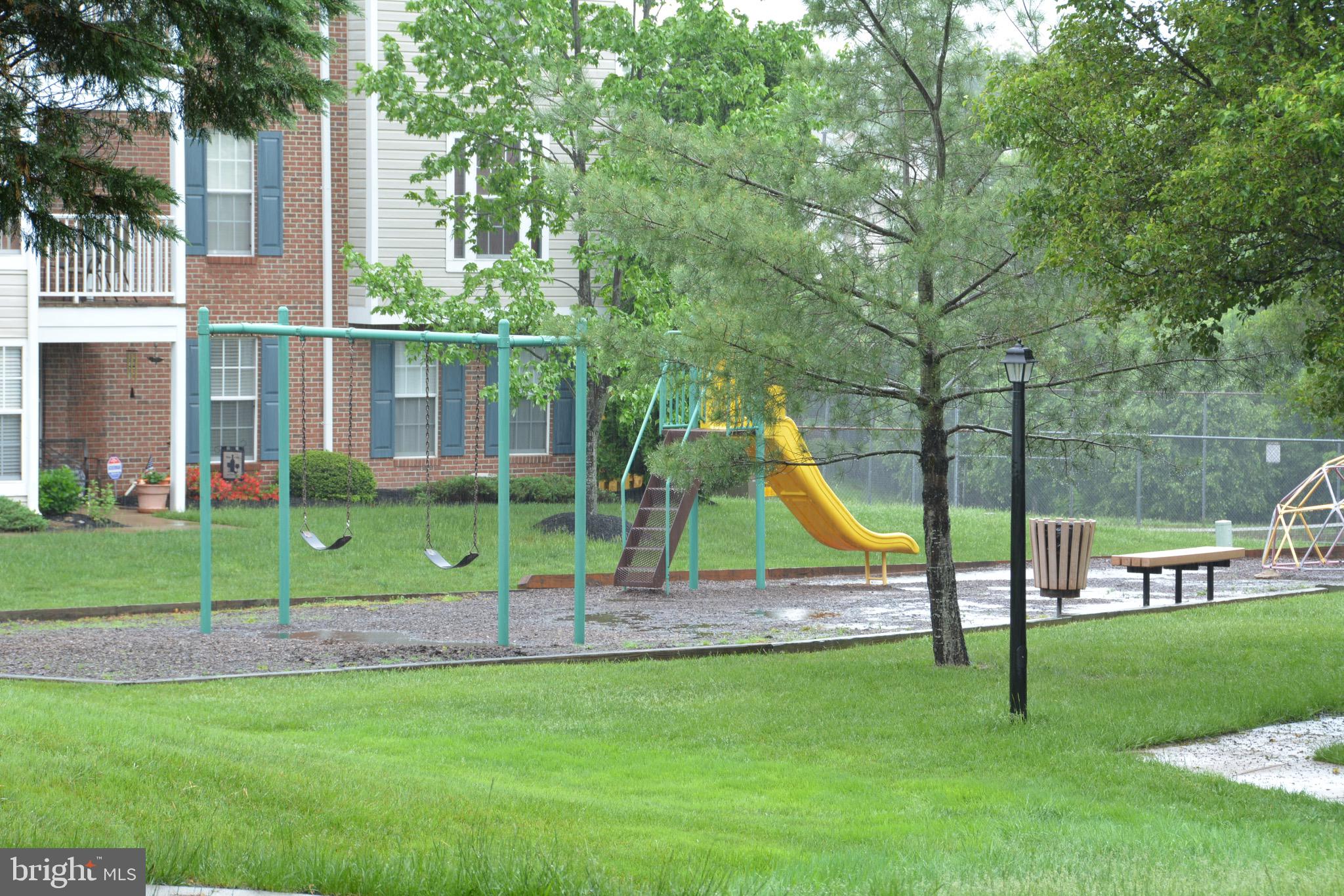 SHERBROOKE CONDO - Residential