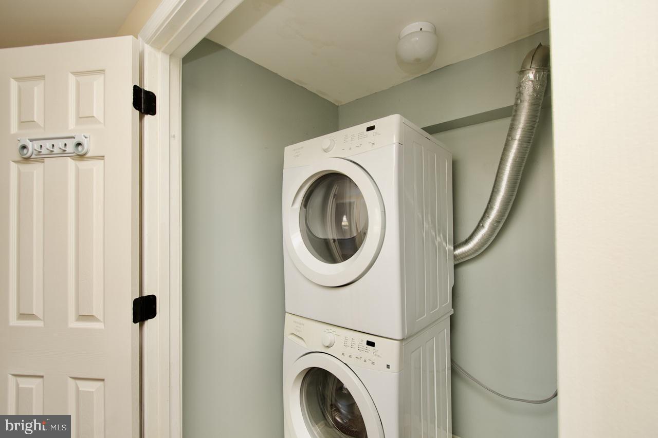SHERBROOKE CONDO - Residential