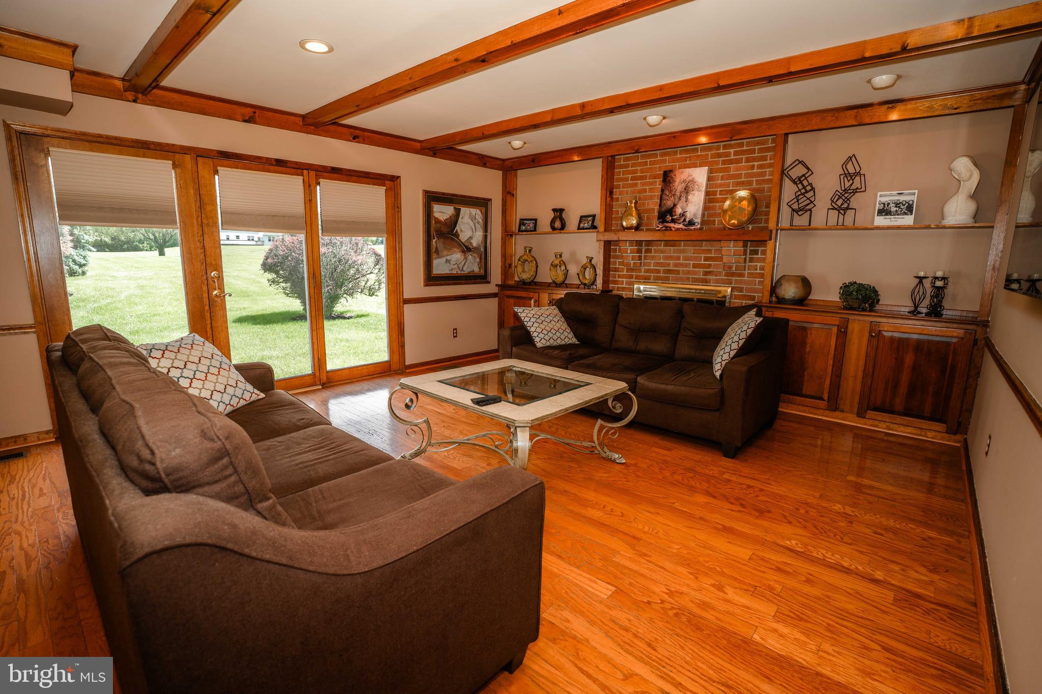 BROOKWOOD ESTS - Residential