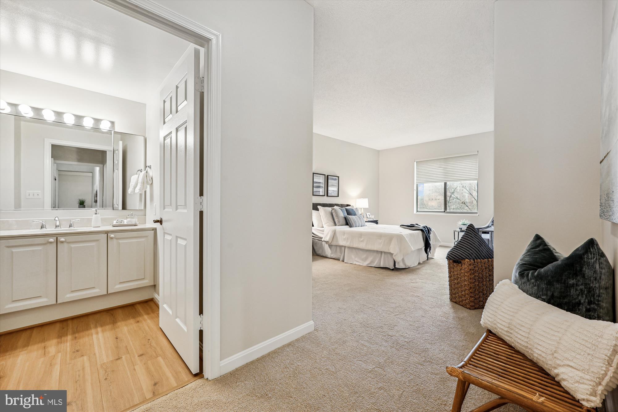 TURNBERRY COURTS AT LEIS - Residential