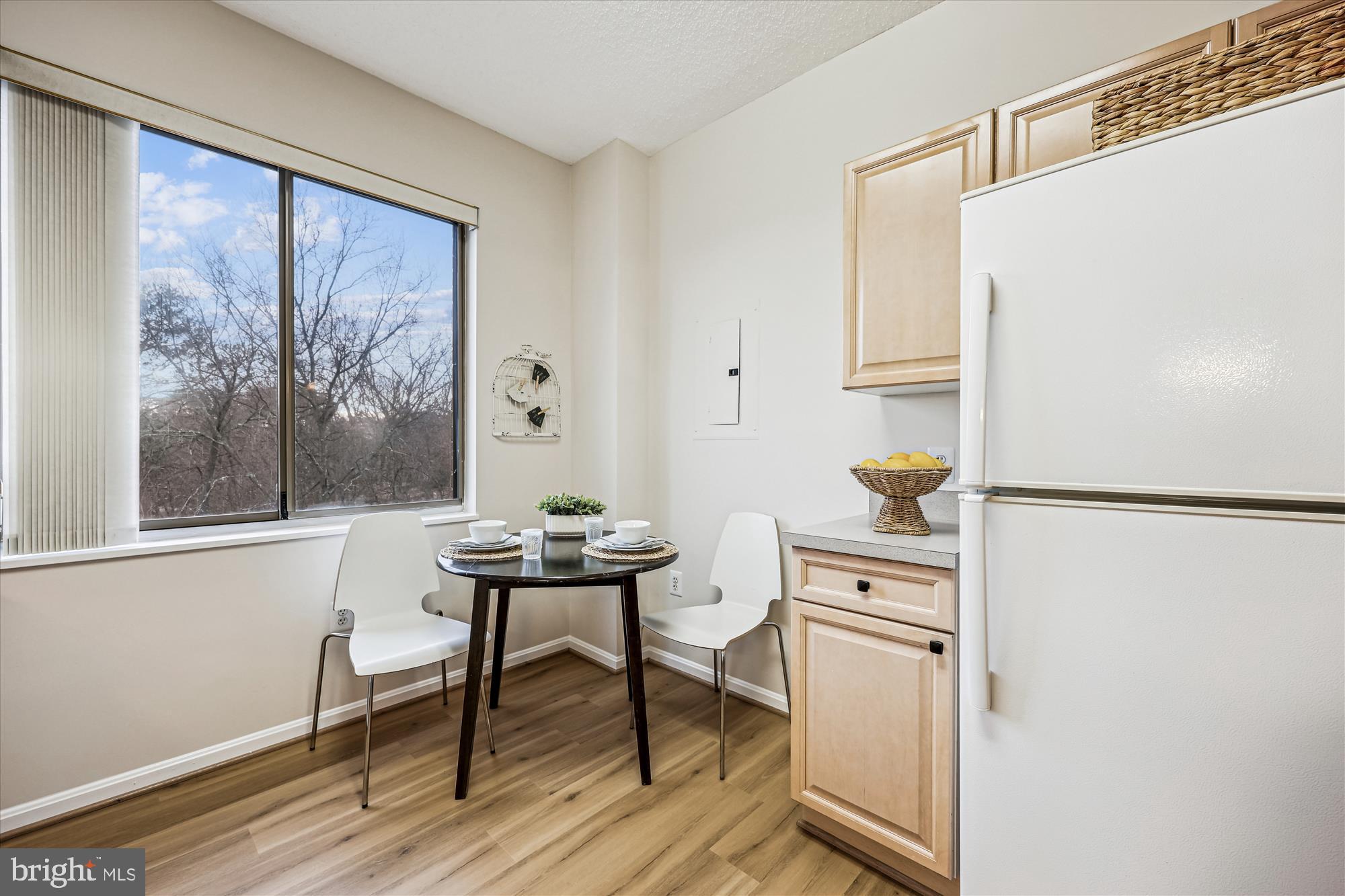 TURNBERRY COURTS AT LEIS - Residential