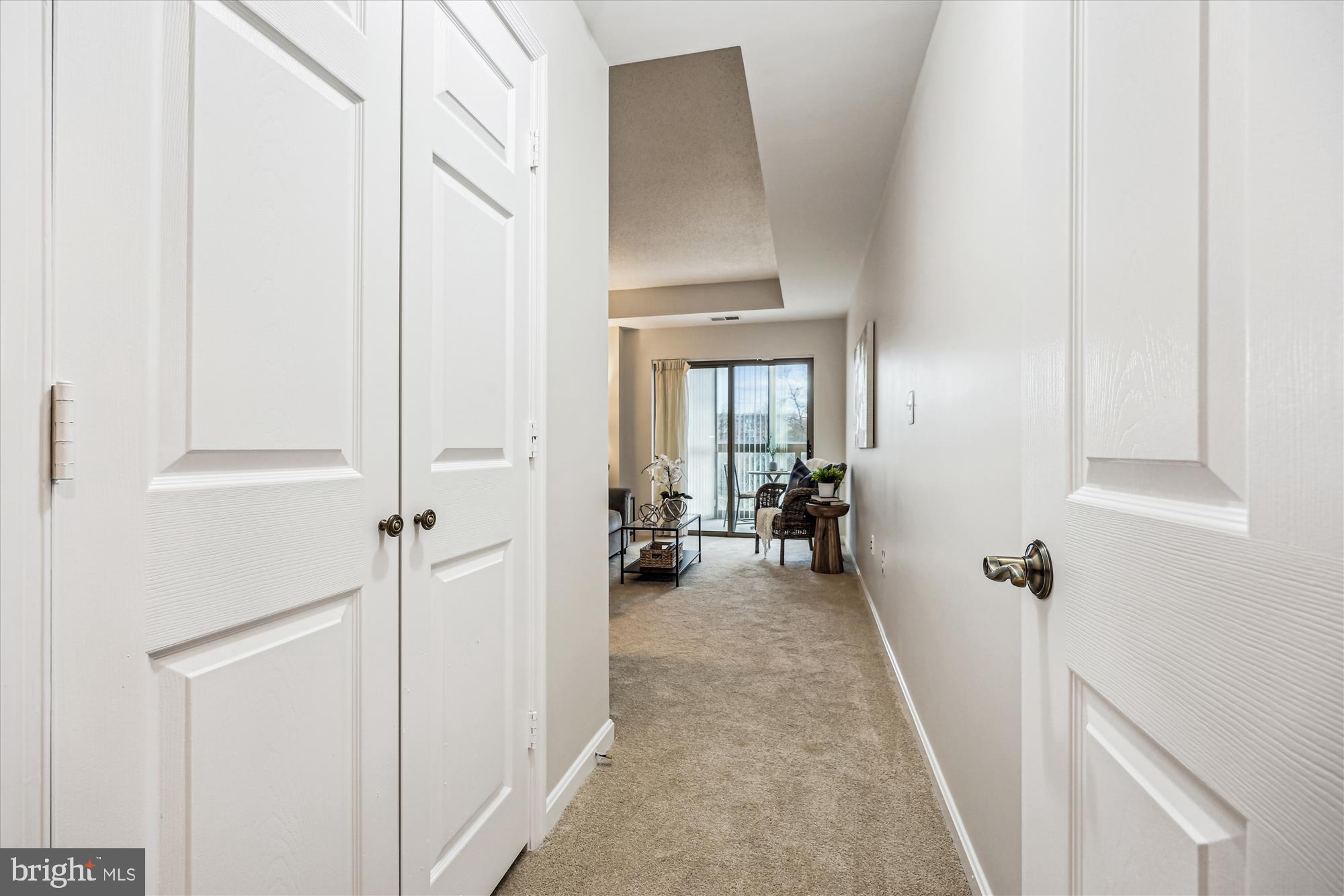 TURNBERRY COURTS AT LEIS - Residential