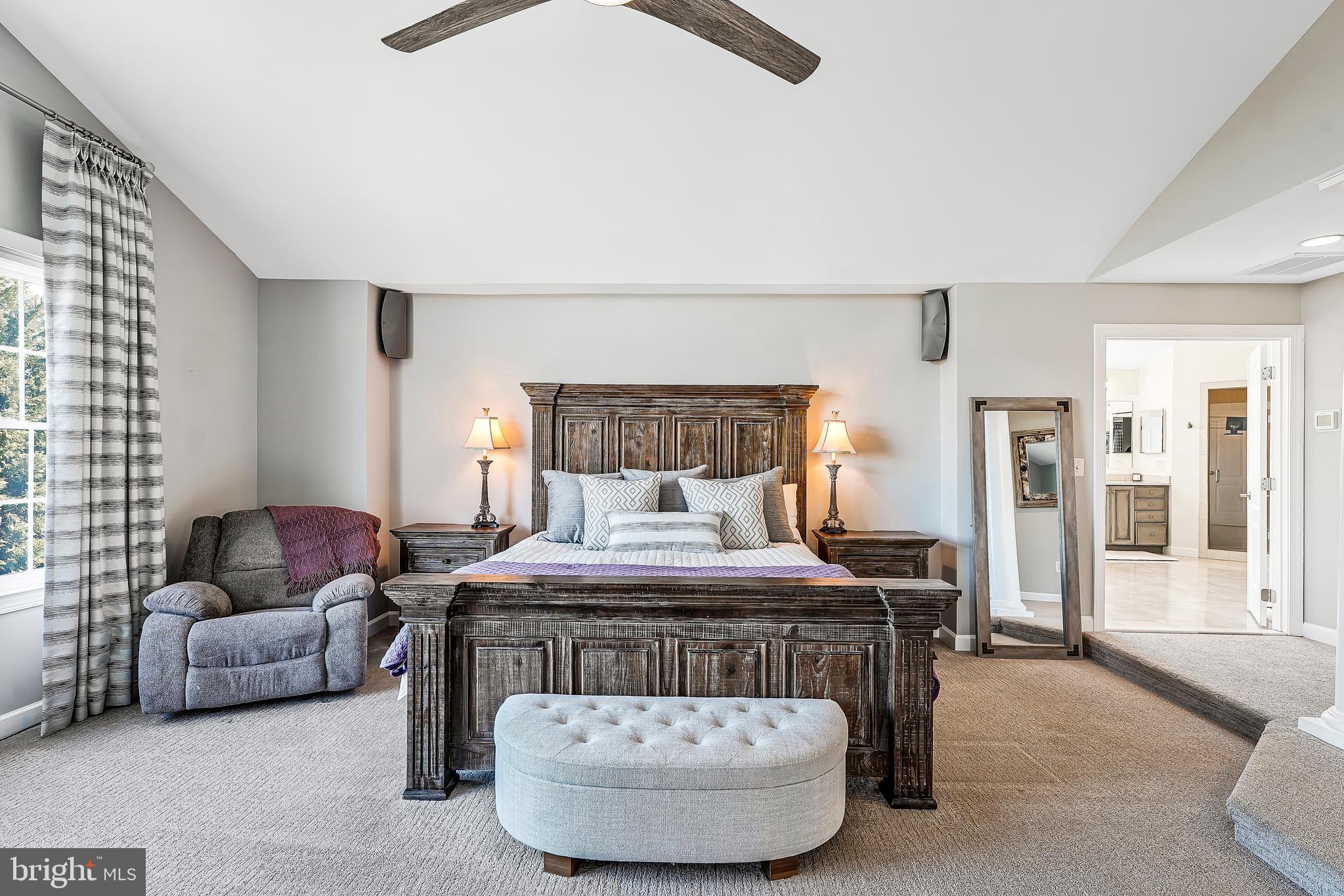 LONG ACRES - Residential