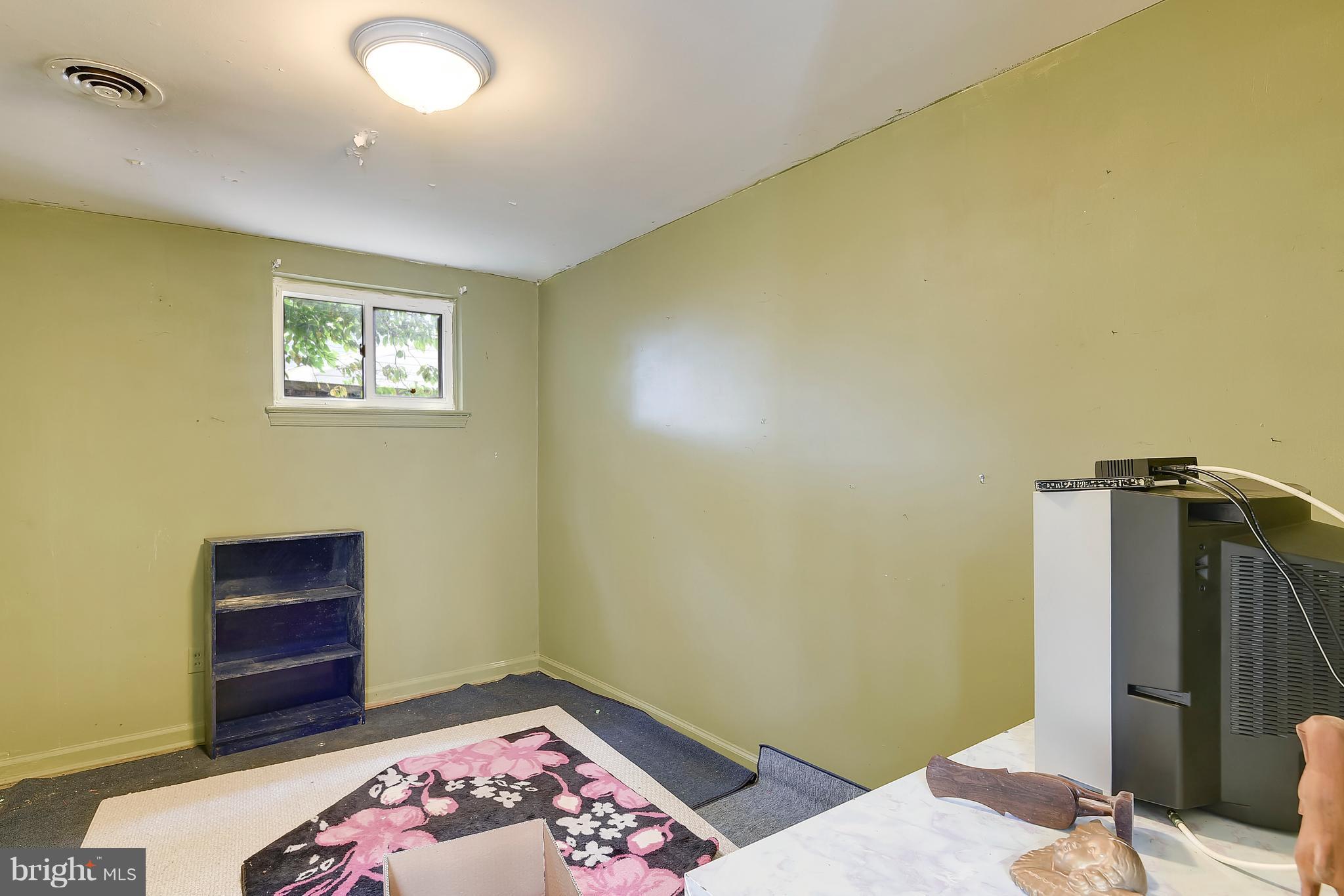 OAKWOOD KNOLLS - Residential