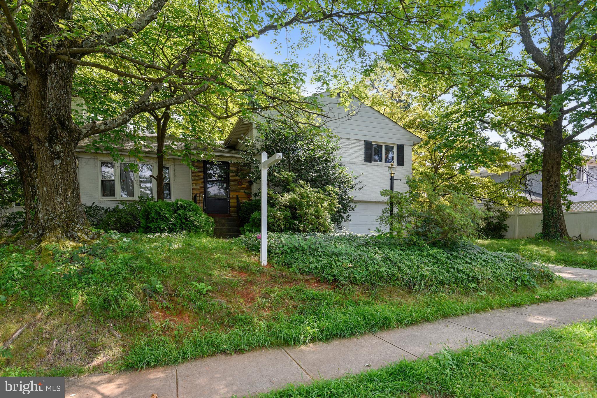 OAKWOOD KNOLLS - Residential