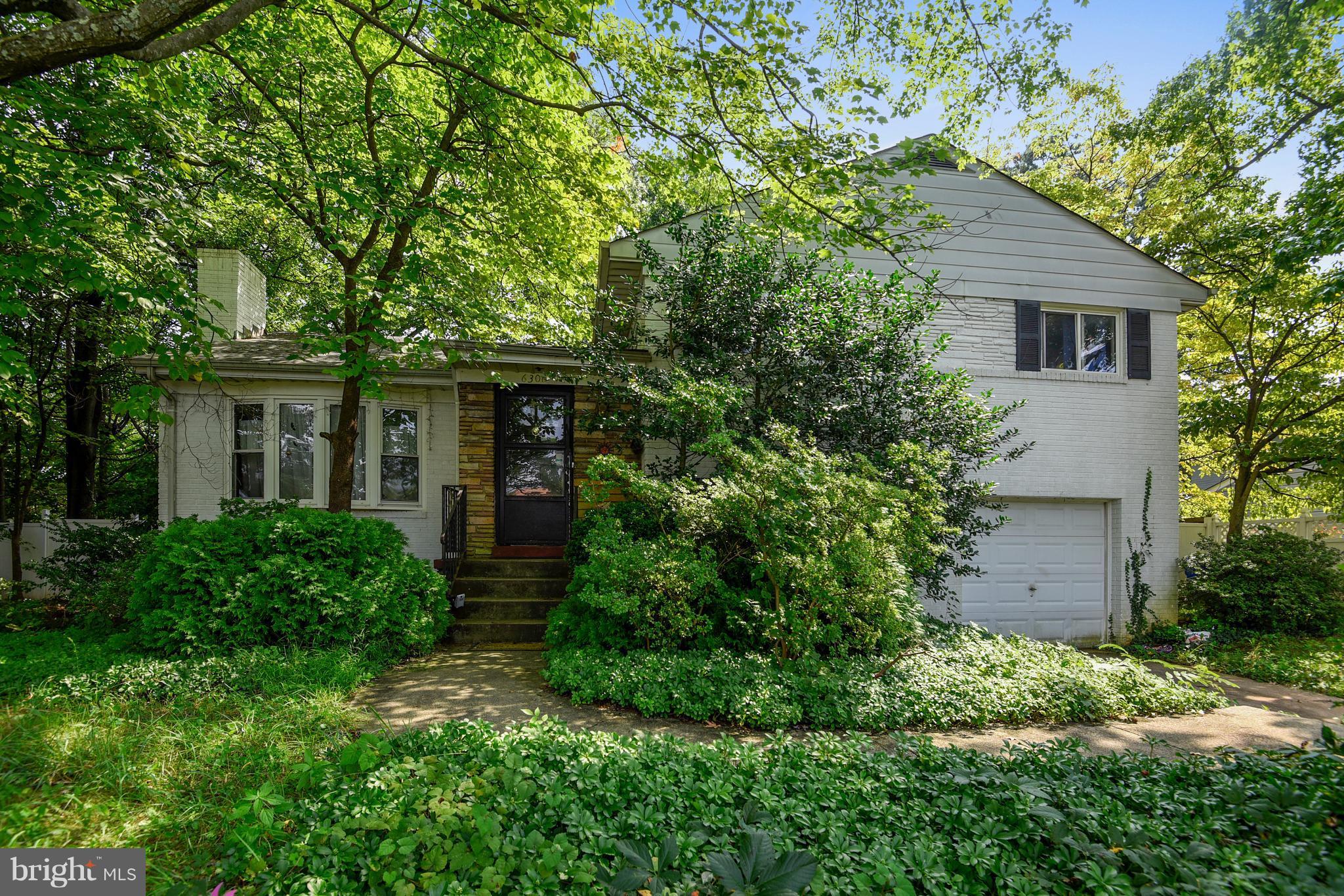 OAKWOOD KNOLLS - Residential