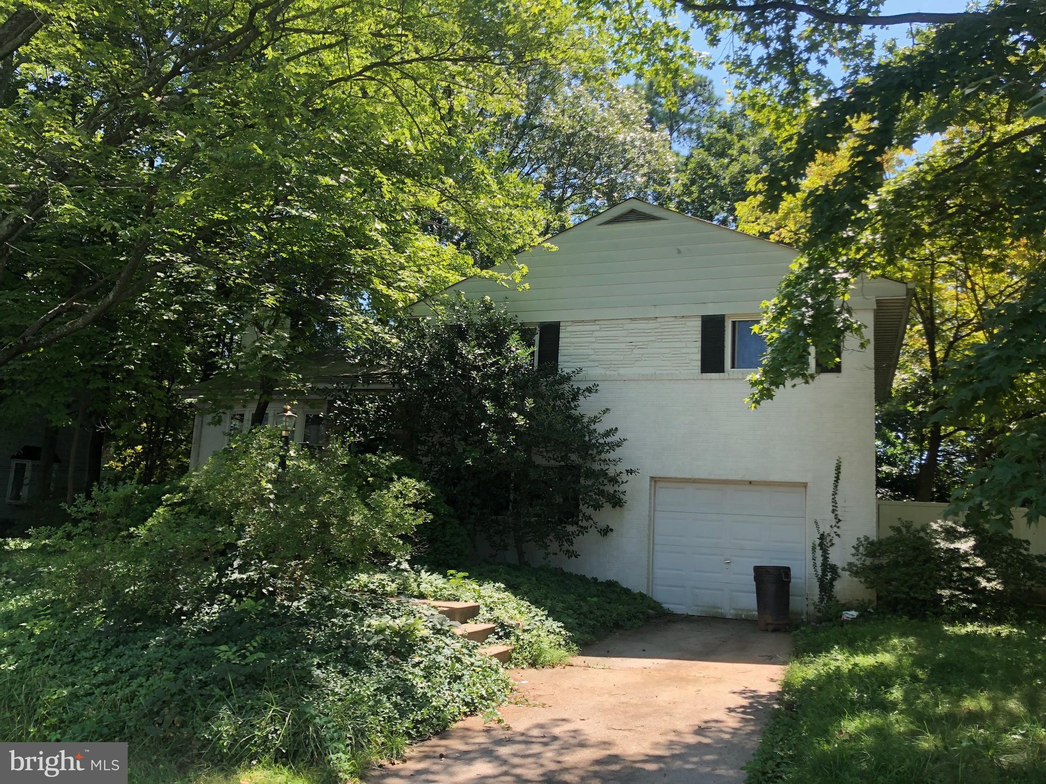 OAKWOOD KNOLLS - Residential