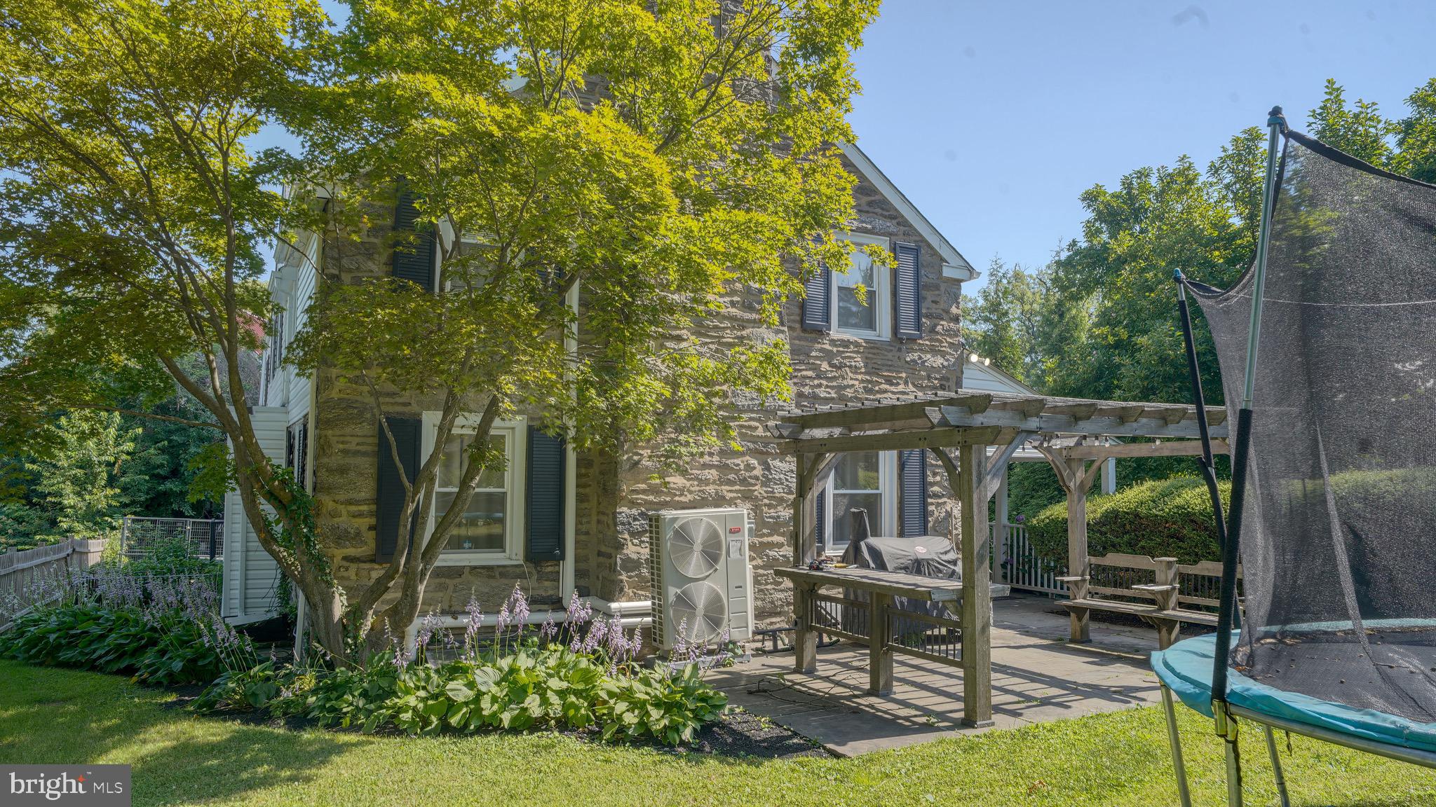 ELKINS PARK - Residential