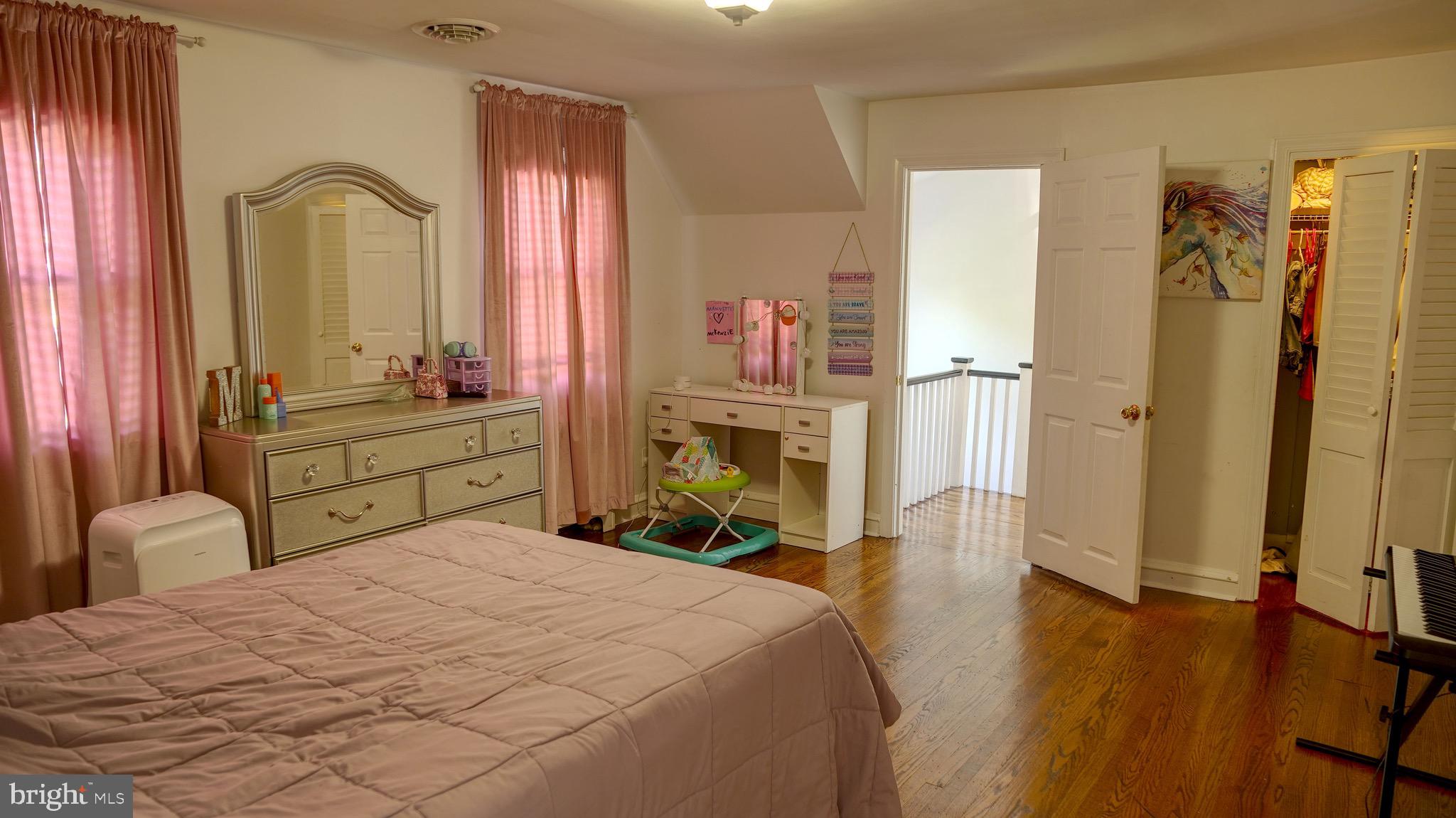 ELKINS PARK - Residential