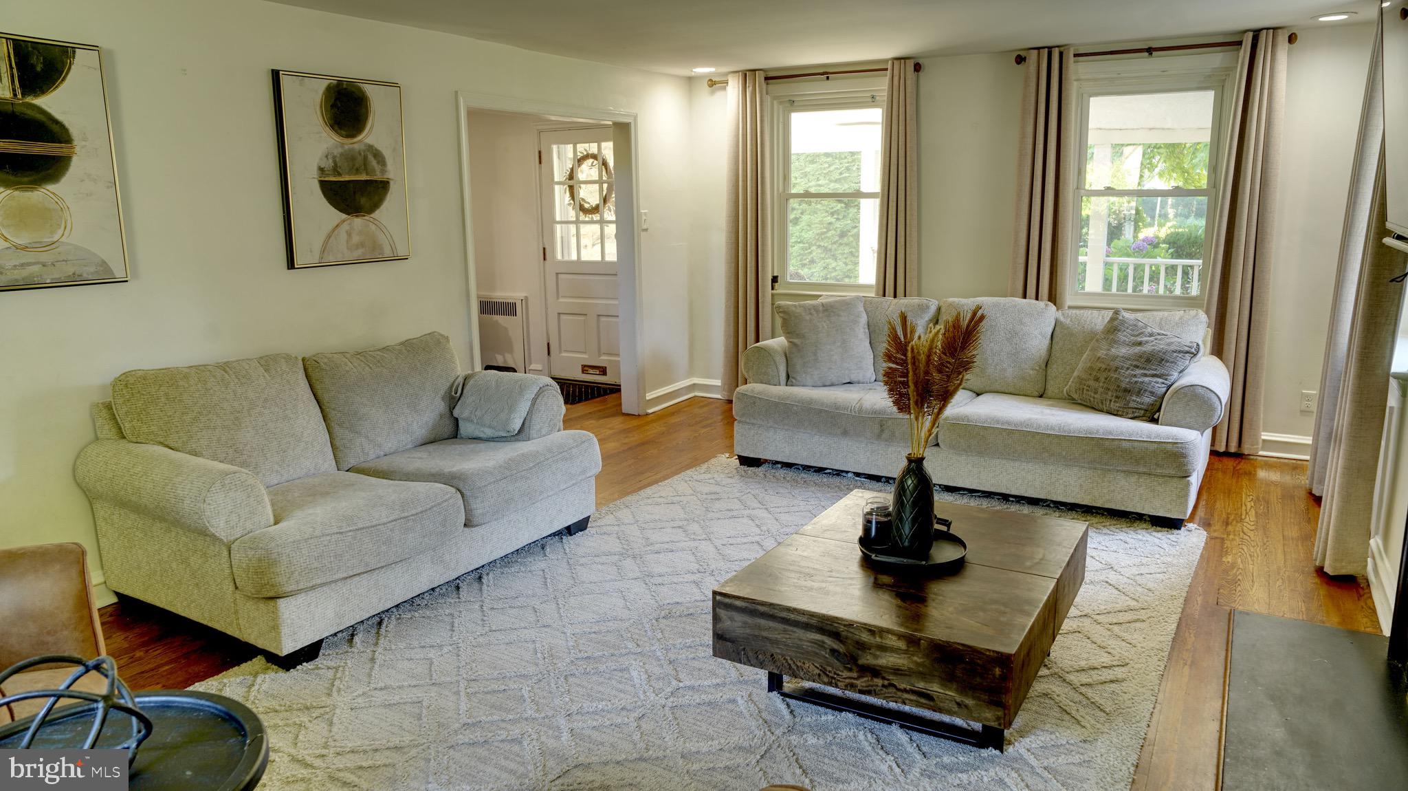 ELKINS PARK - Residential