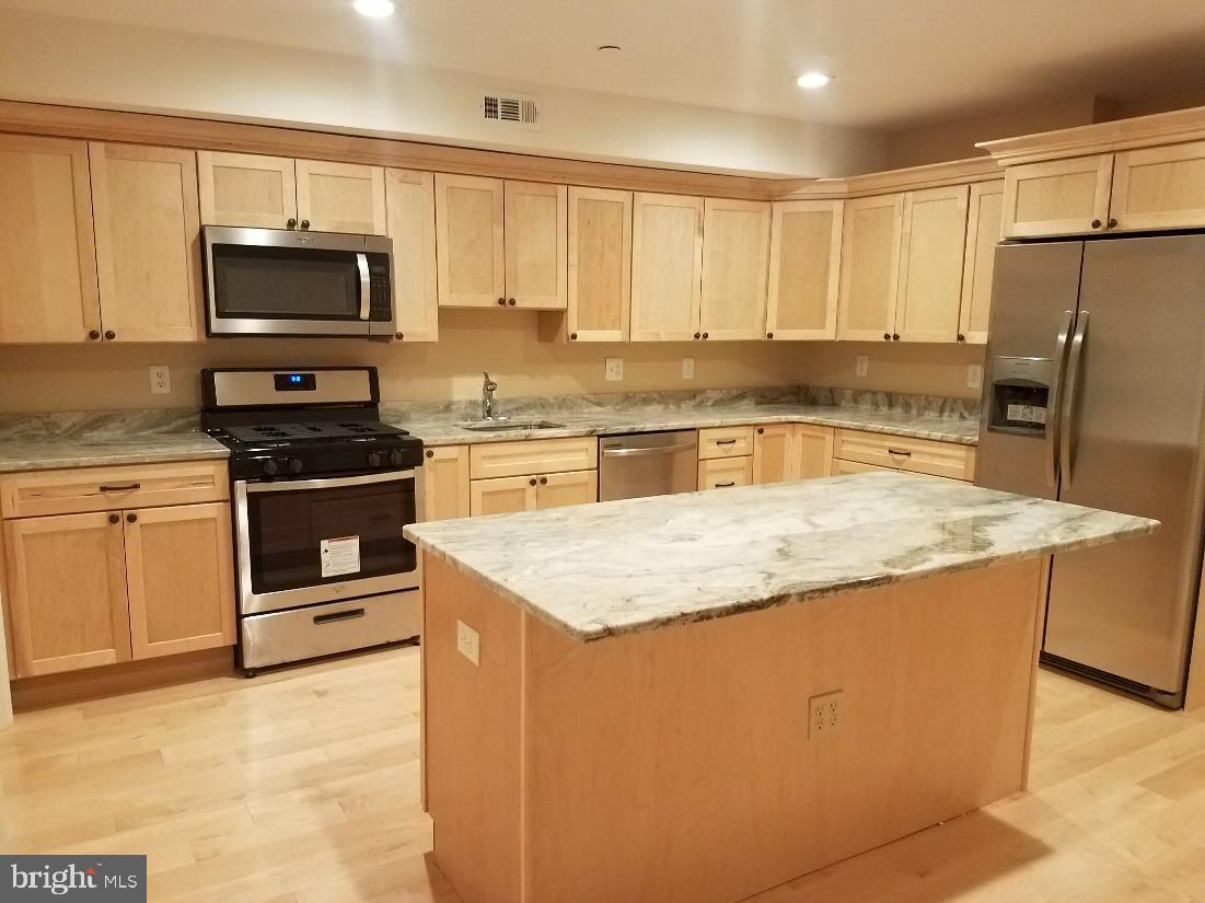 TRUXTON CIRCLE - Residential Income