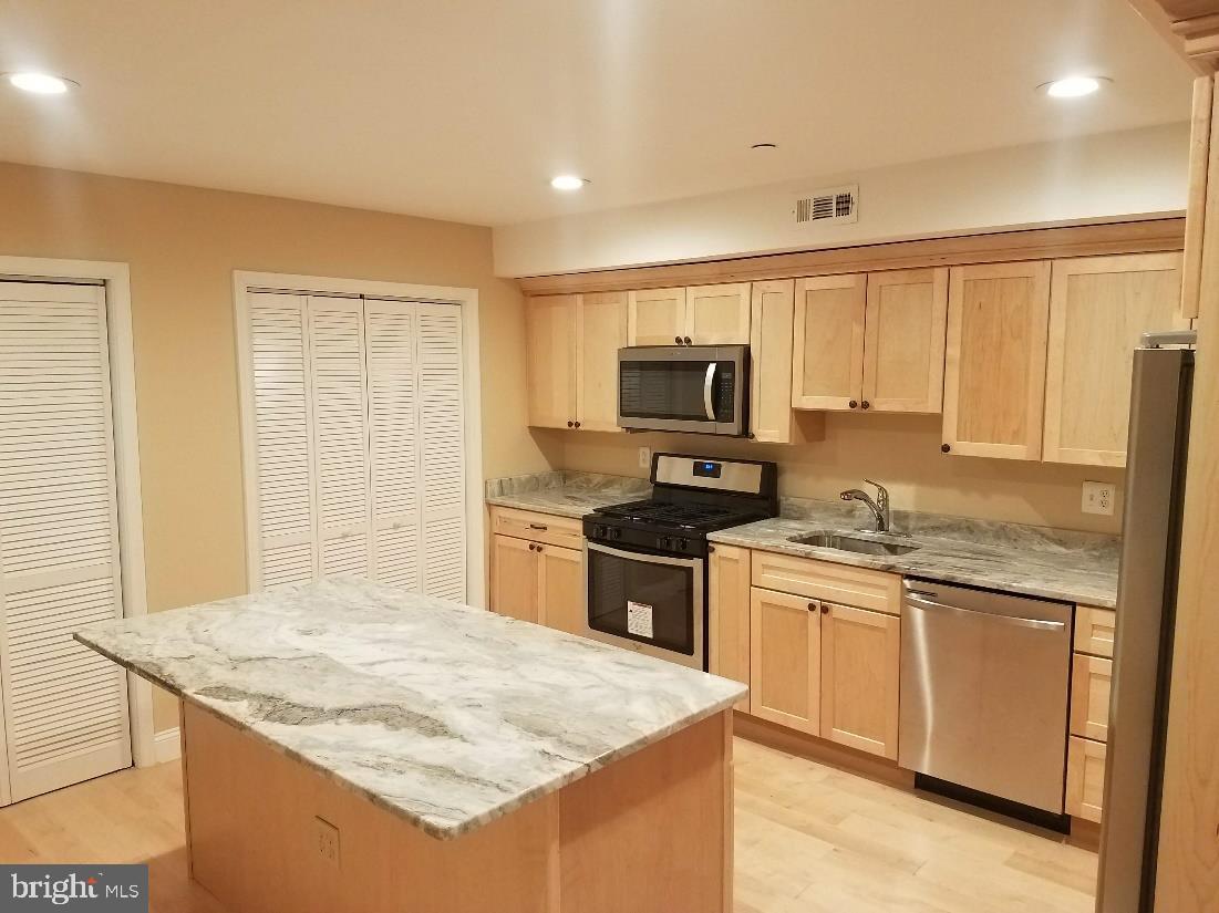 TRUXTON CIRCLE - Residential Income