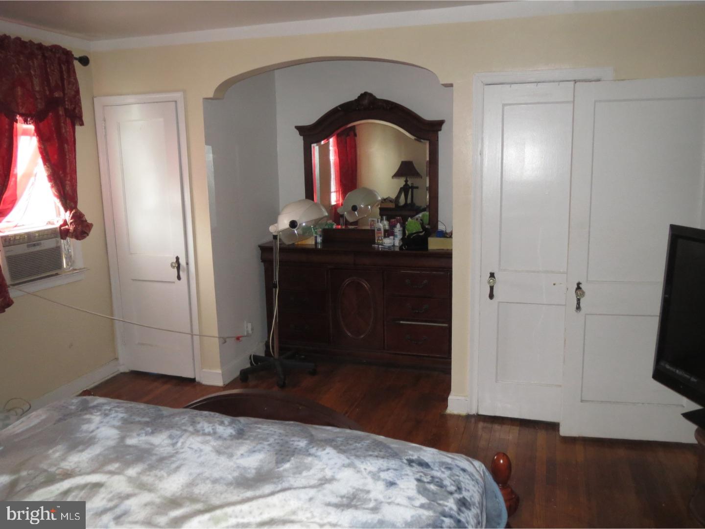 OVERBROOK - Residential