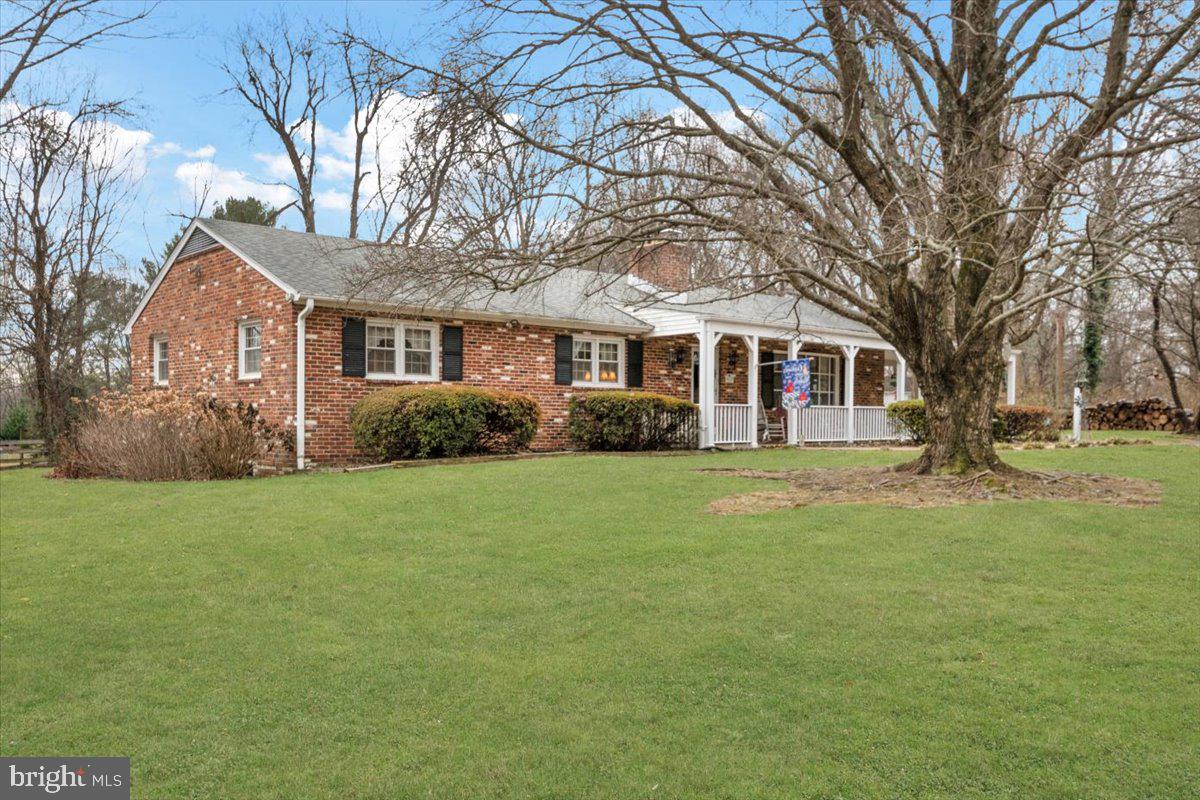 FORESTVILLE - Residential