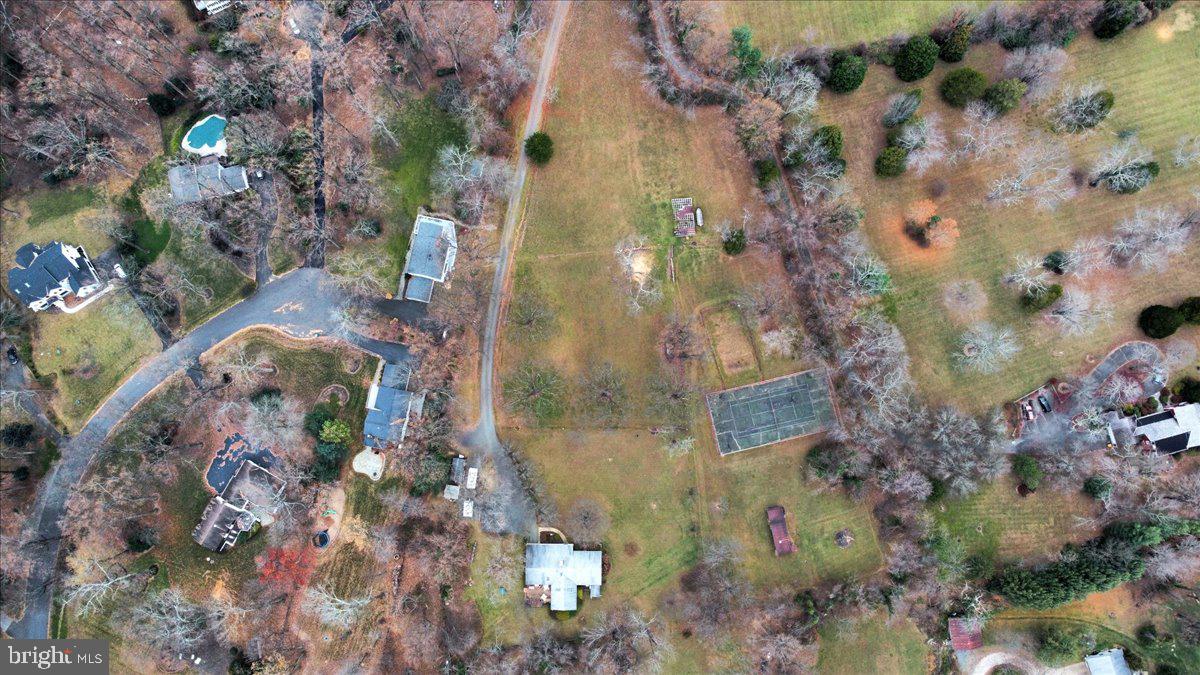 FORESTVILLE - Residential