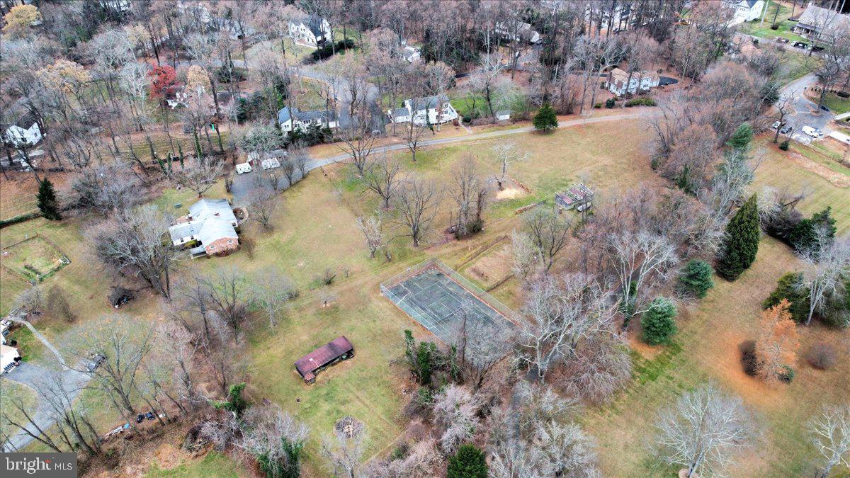 FORESTVILLE - Residential