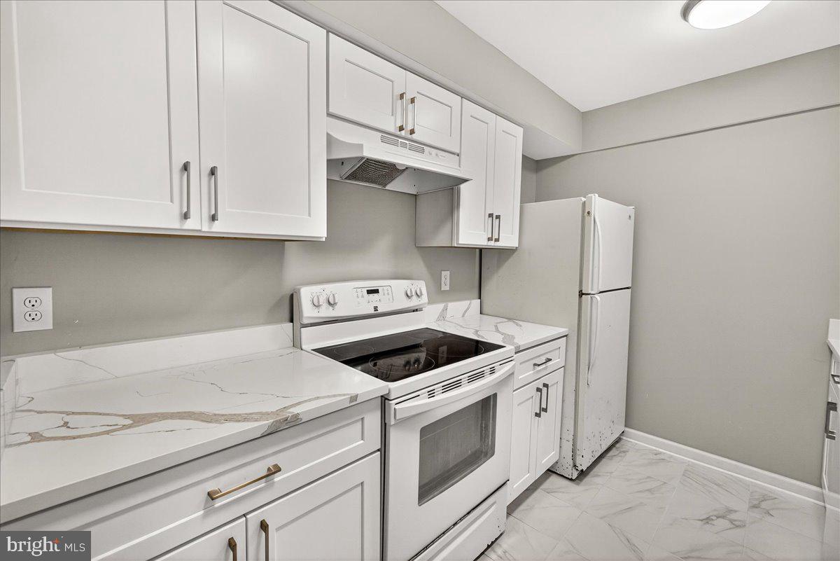 TIERS AT SILVER SPRING - Residential
