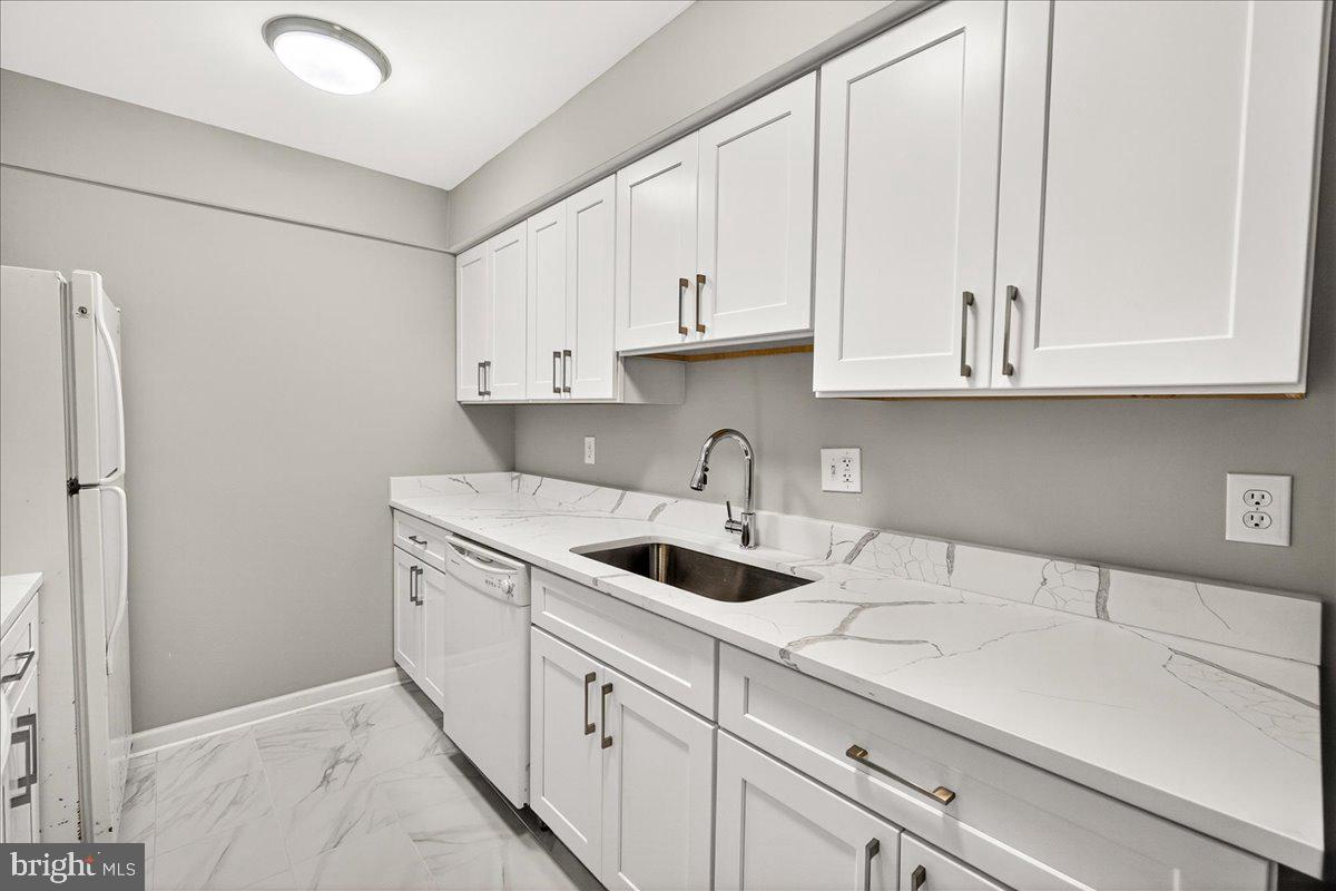 TIERS AT SILVER SPRING - Residential