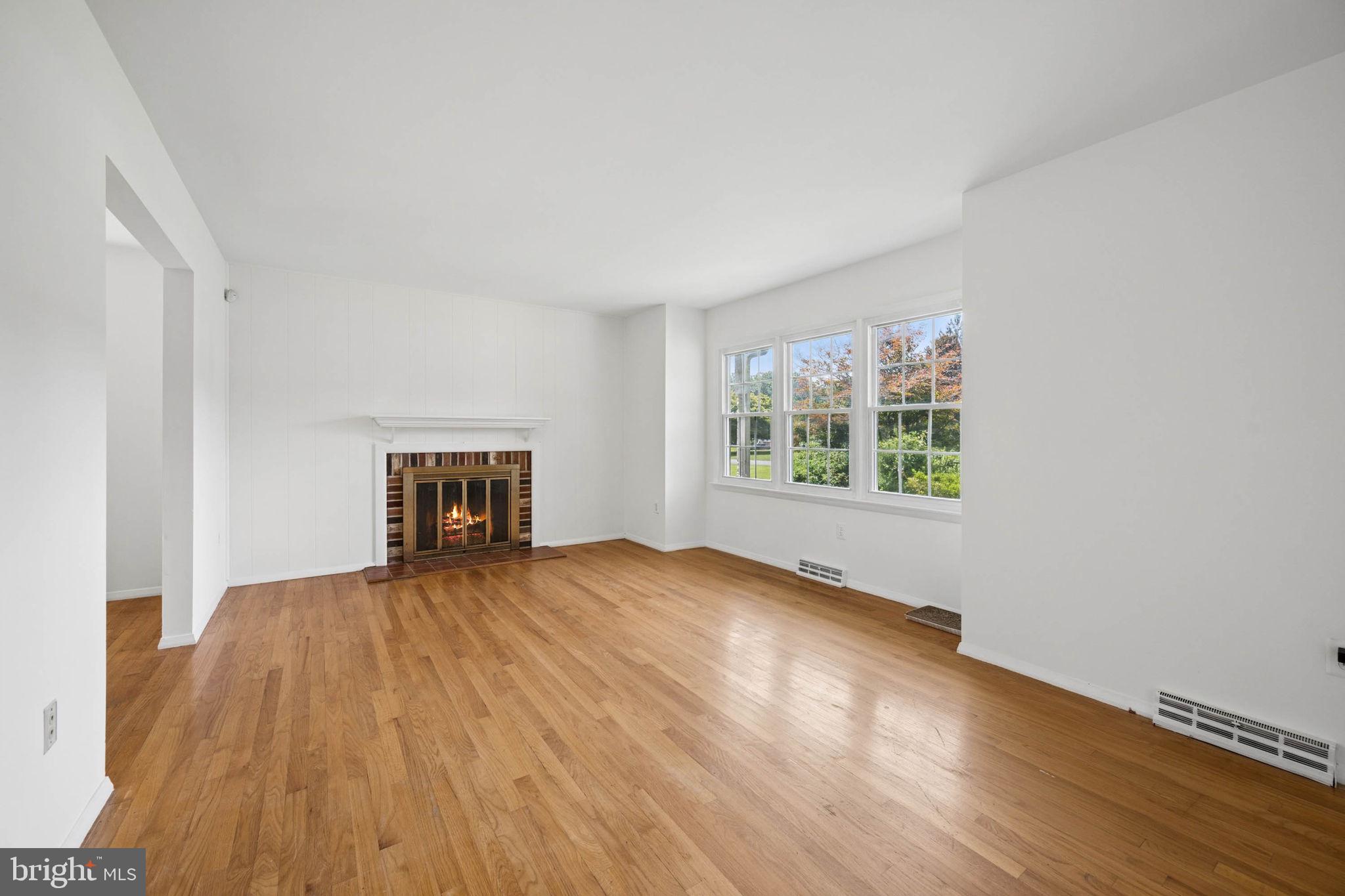 WOODLYN MEADOWS - Residential