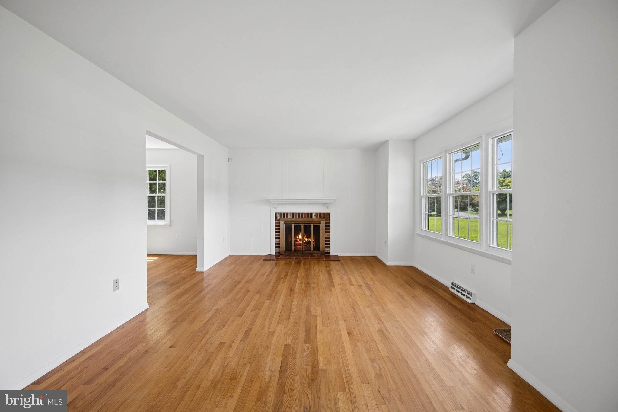 WOODLYN MEADOWS - Residential