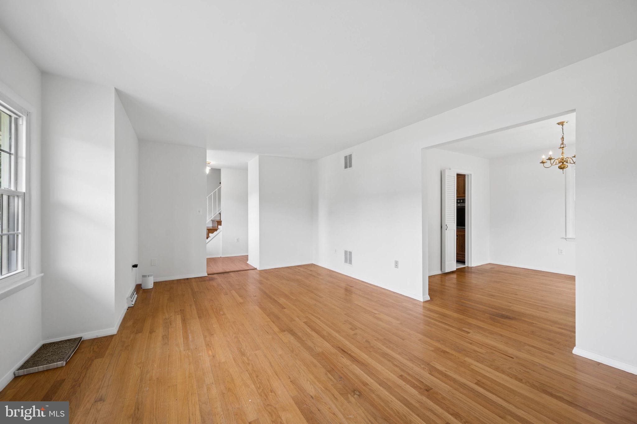 WOODLYN MEADOWS - Residential