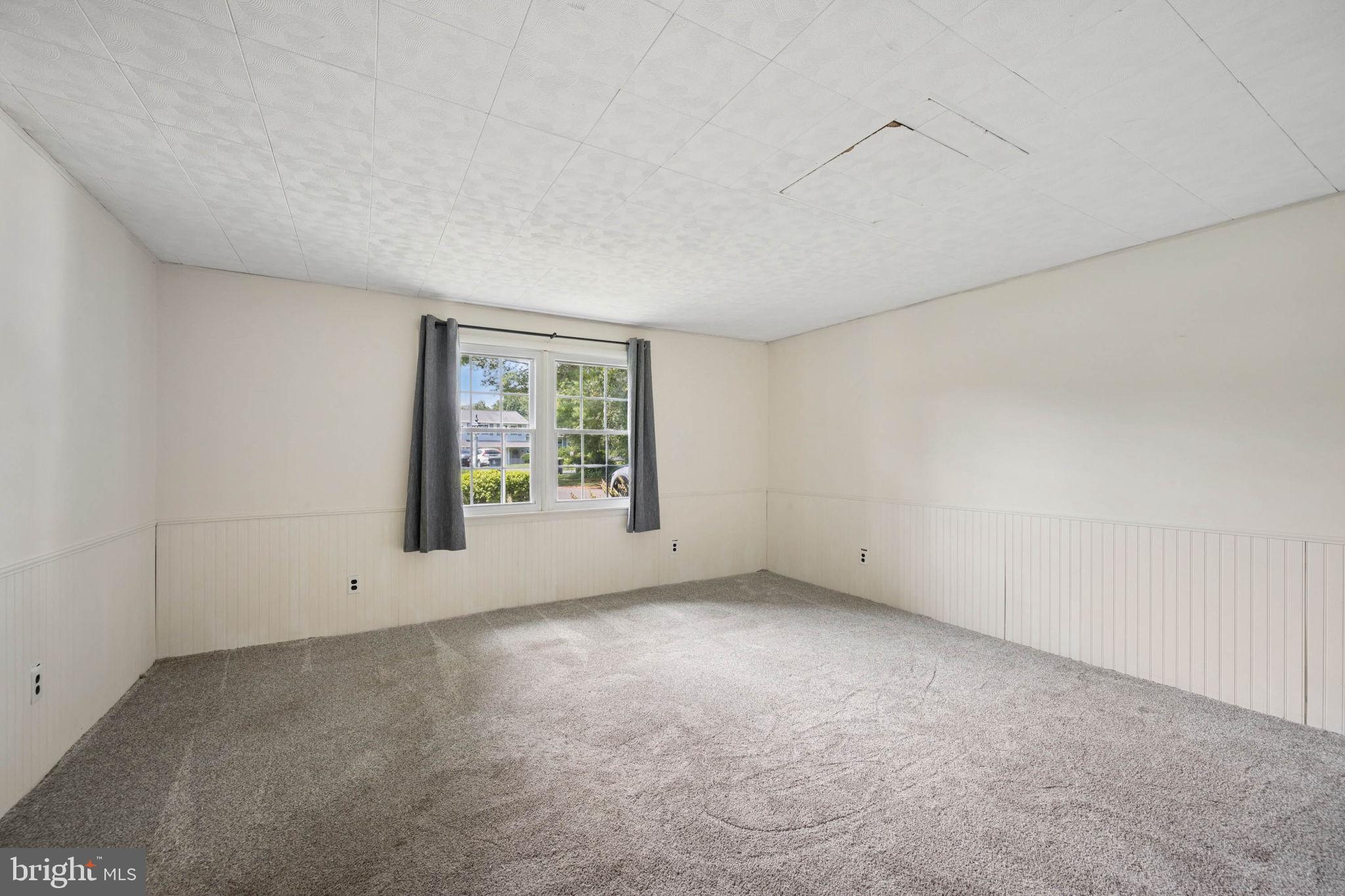 WOODLYN MEADOWS - Residential
