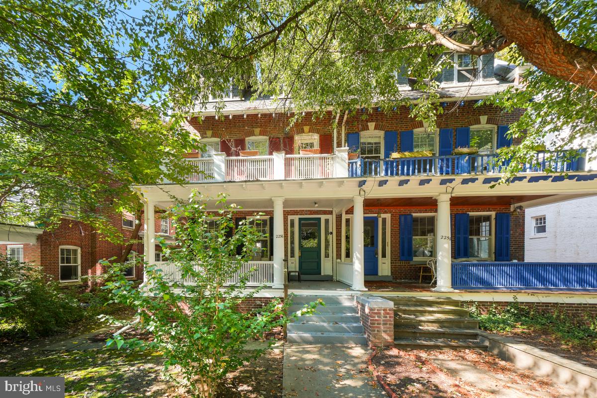 WOODLEY PARK - Residential Income