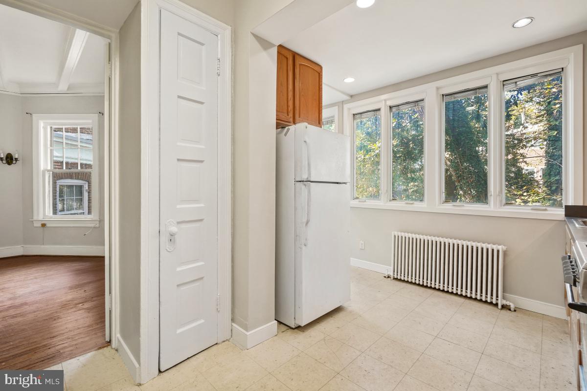 WOODLEY PARK - Residential Income