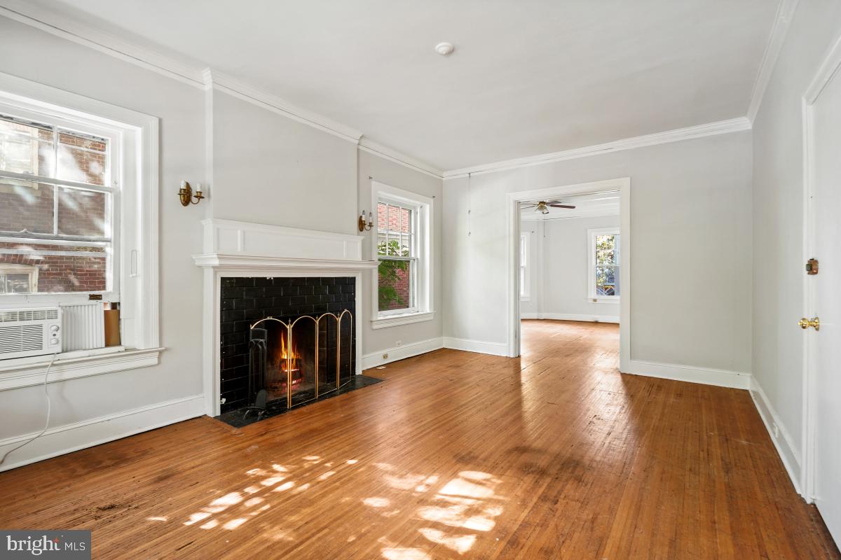 WOODLEY PARK - Residential Income