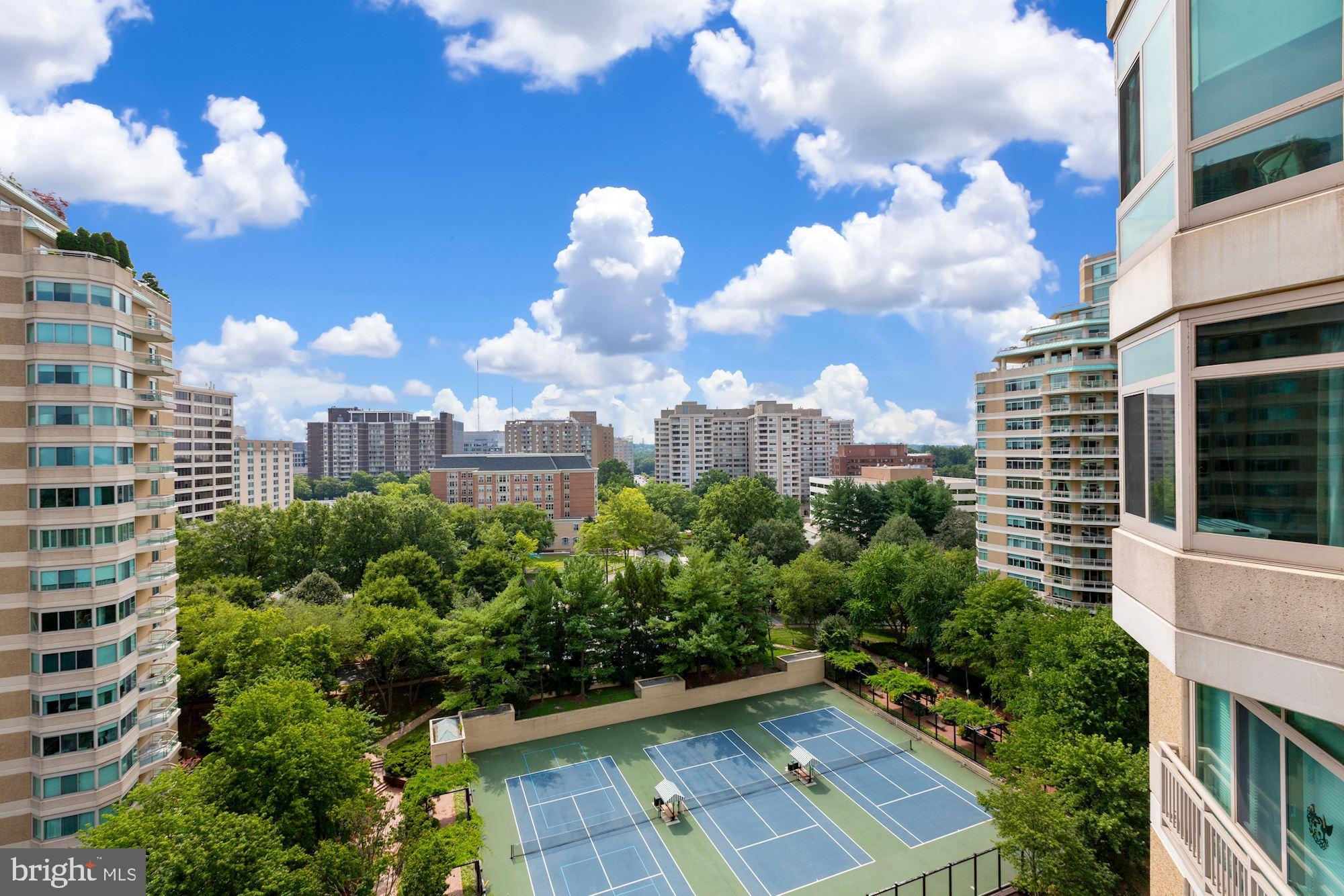 SOMERSET HOUSE CONDOS - Residential