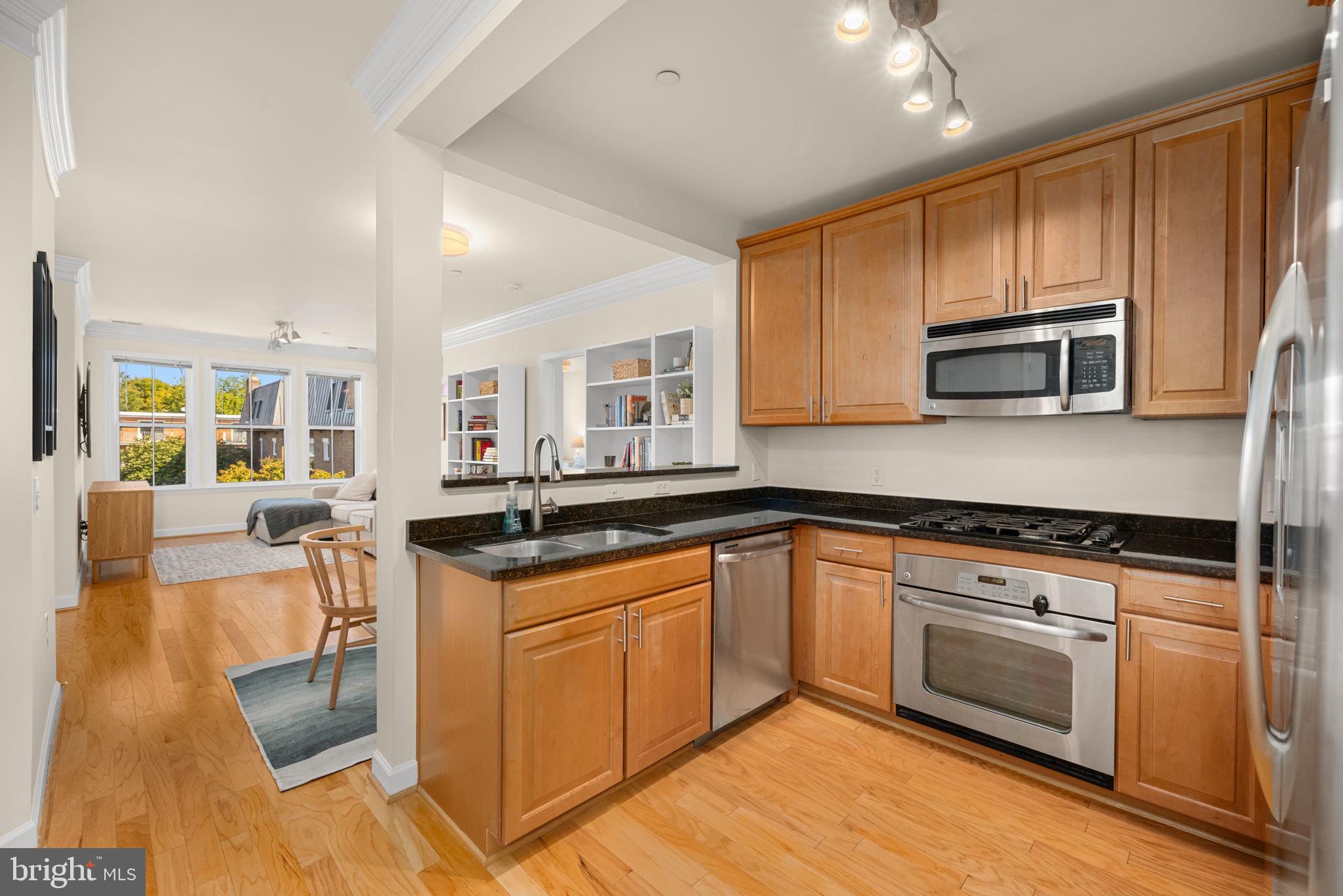 DOMINION HEIGHTS - Residential