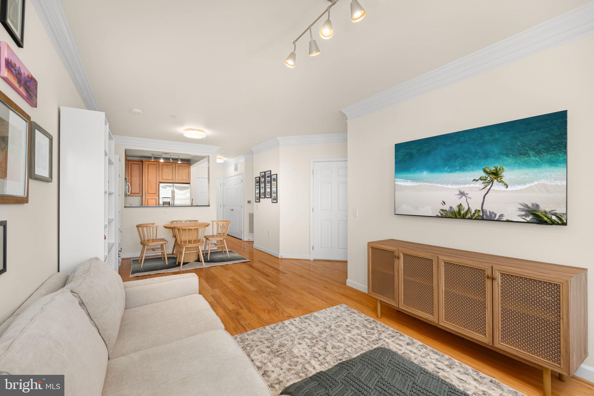 DOMINION HEIGHTS - Residential