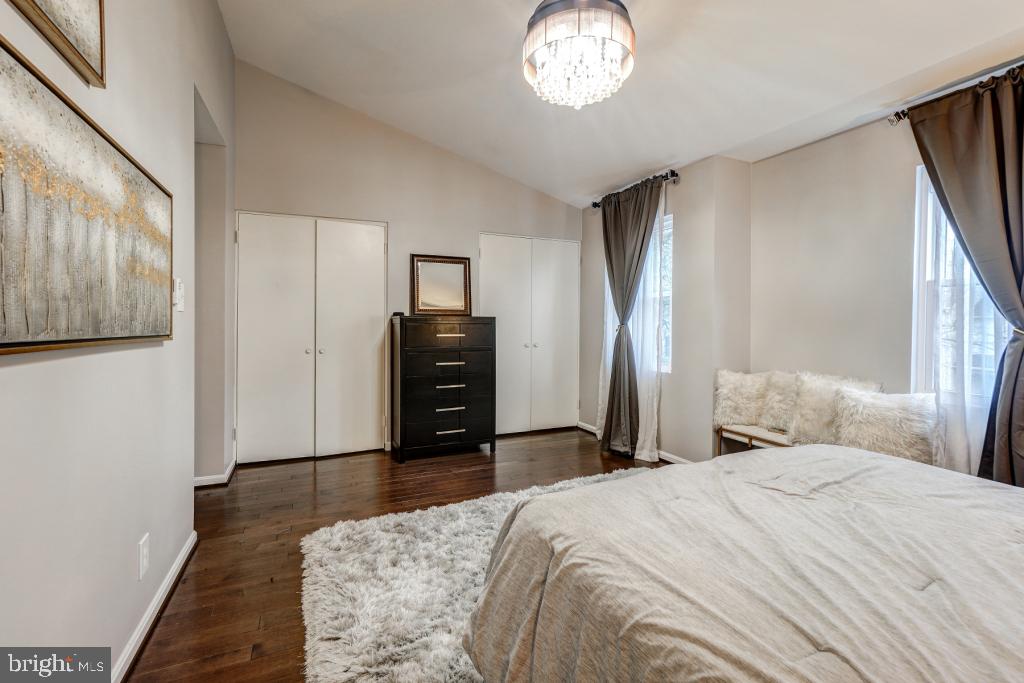 NORTHWOOD PARK VIEW - Residential Lease