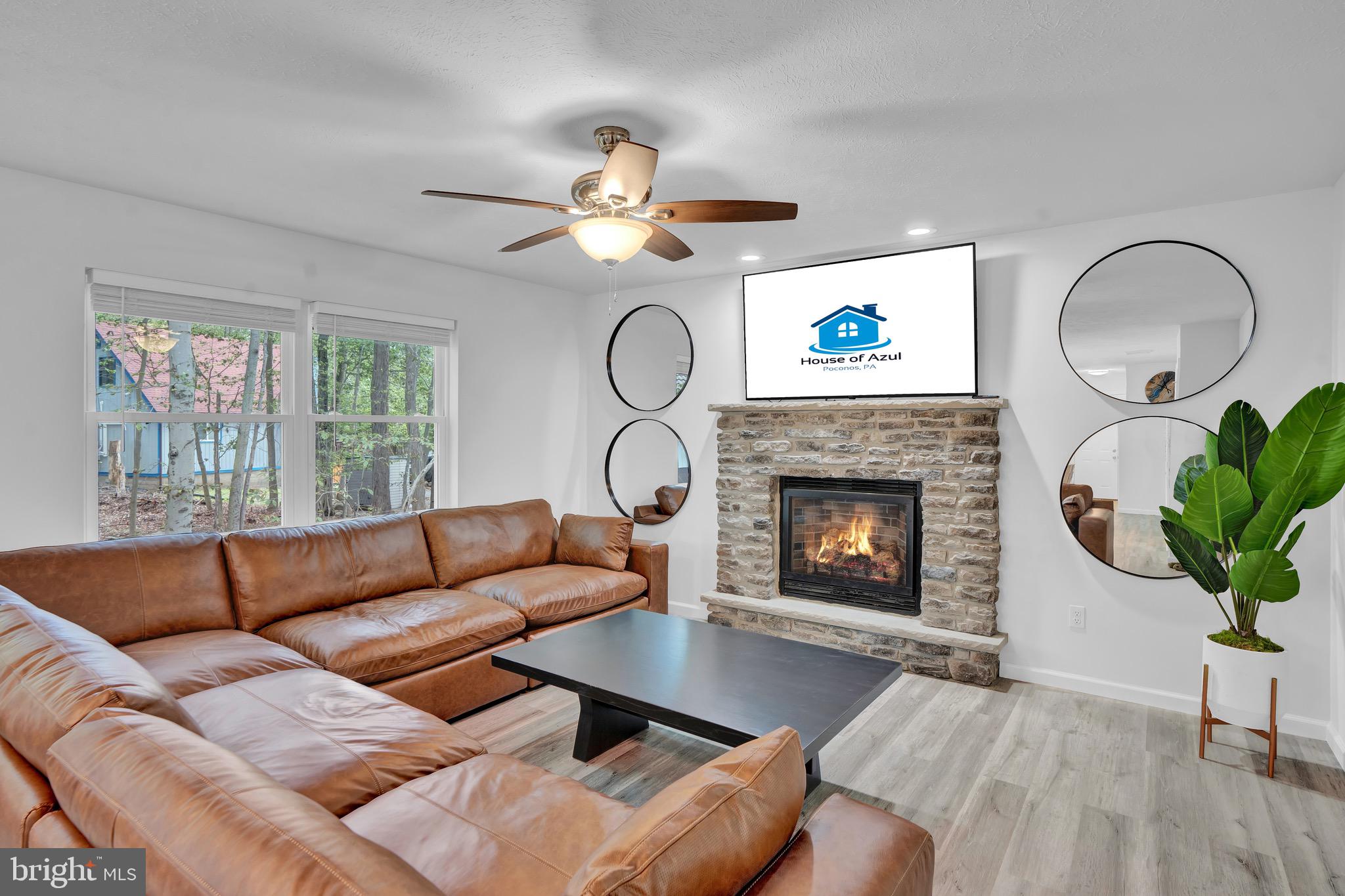 POCONO COUNTRY PLACE - Residential