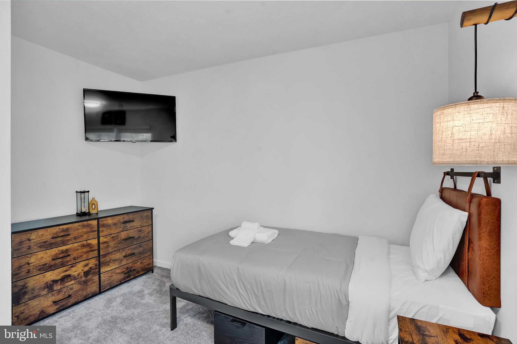 POCONO COUNTRY PLACE - Residential