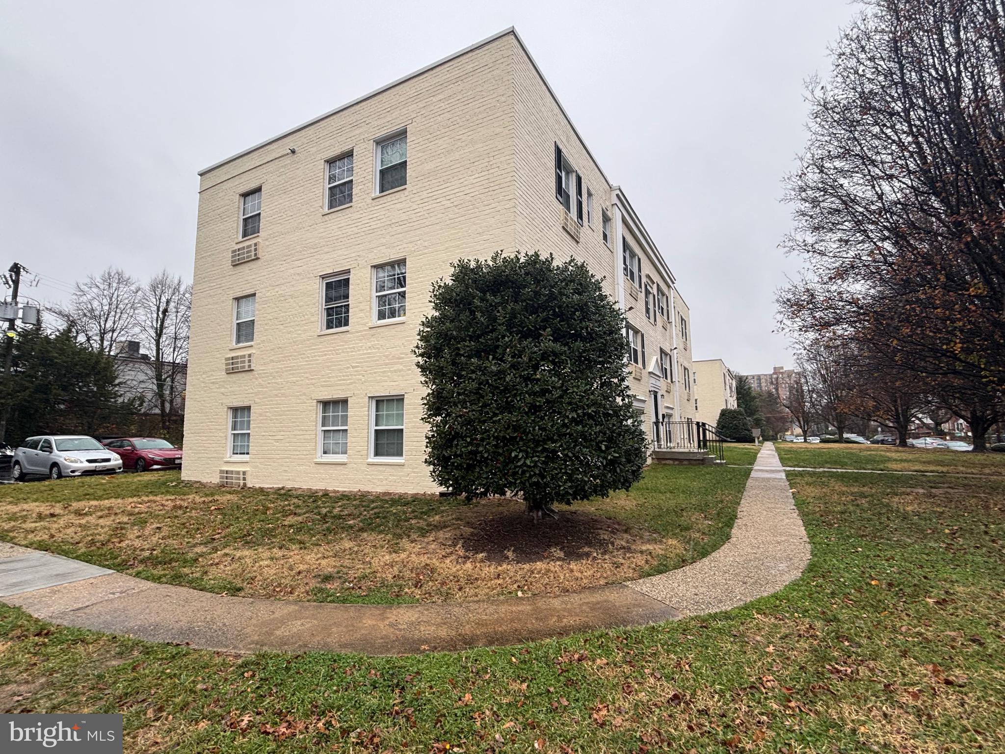 FARRINGTON PLACE - Residential