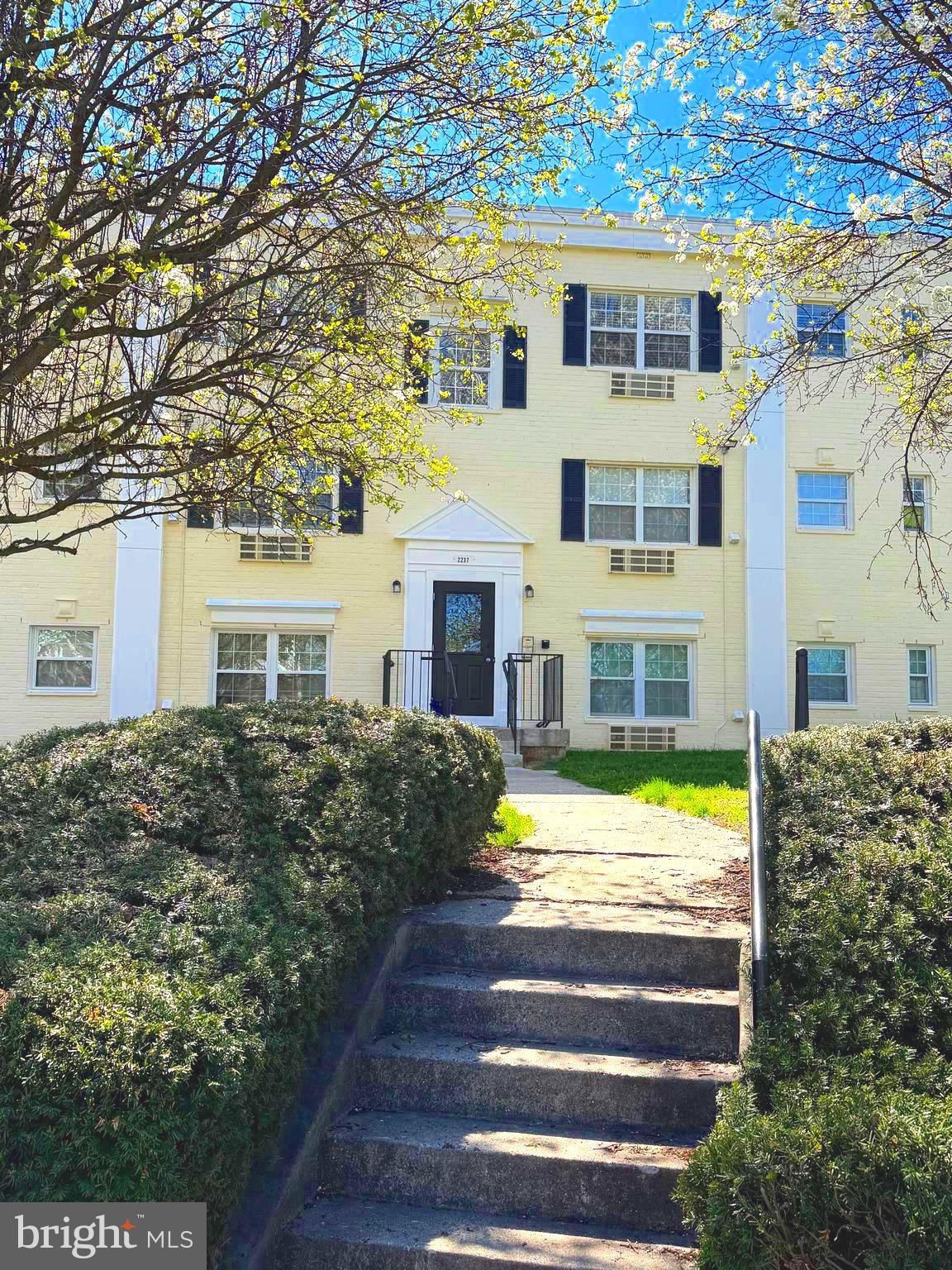 Significant Price Adjustment !!!!! Do not let it go, this Wonderfull property, very well maintained, new windows, freshly painted,  get your own place is better than rent. lots of natural light, very bright.  Motivated seller. Location,  Condo includes water, trash, gas, master insurance policy, Location, Location. NOT Approved FHA Financing,