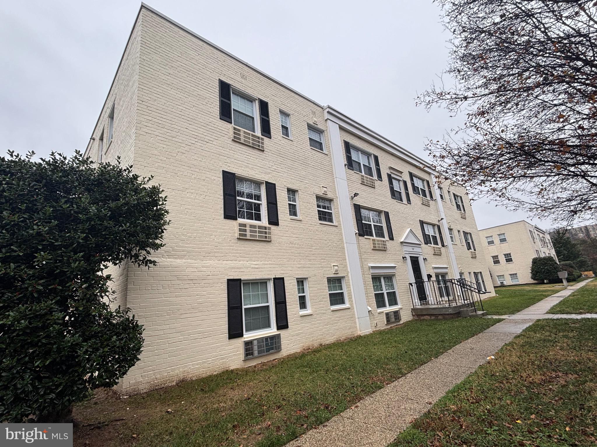 FARRINGTON PLACE - Residential
