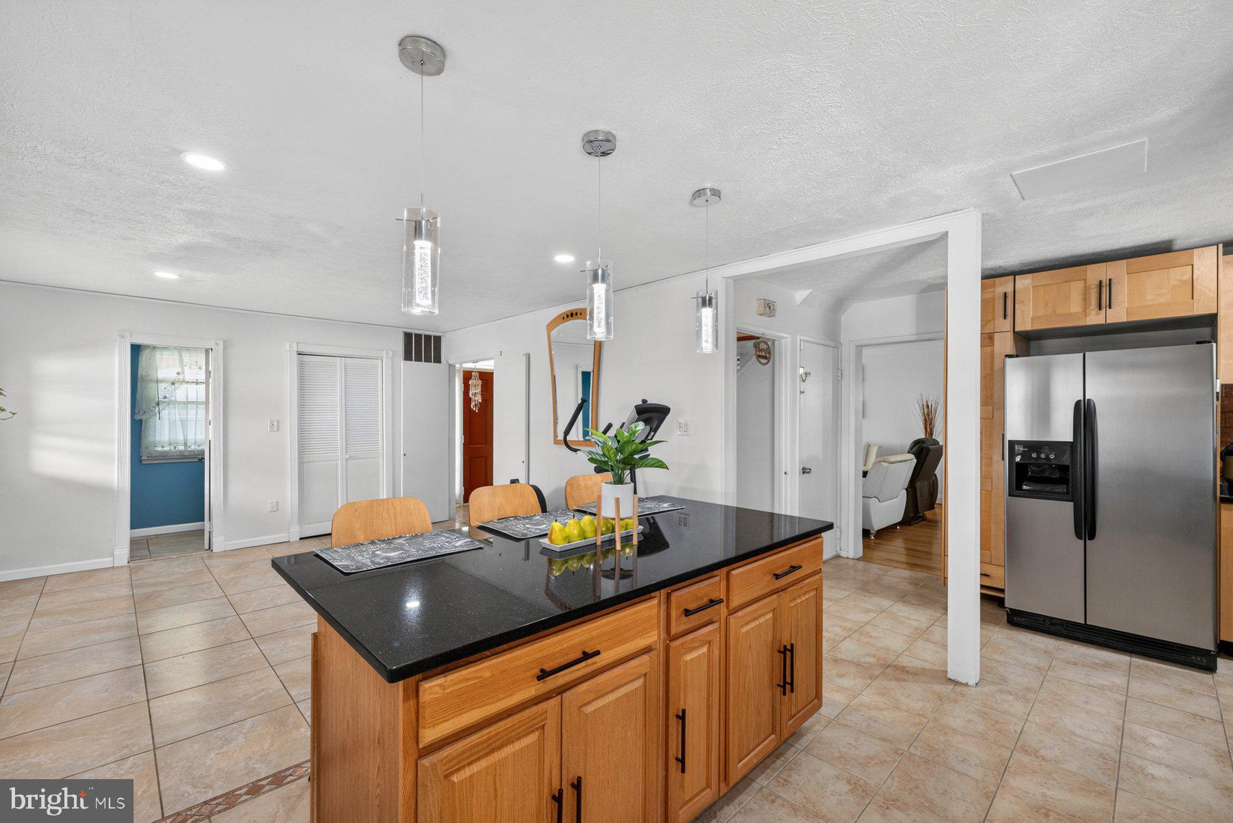 FOREST GLEN KNOLLS - Residential