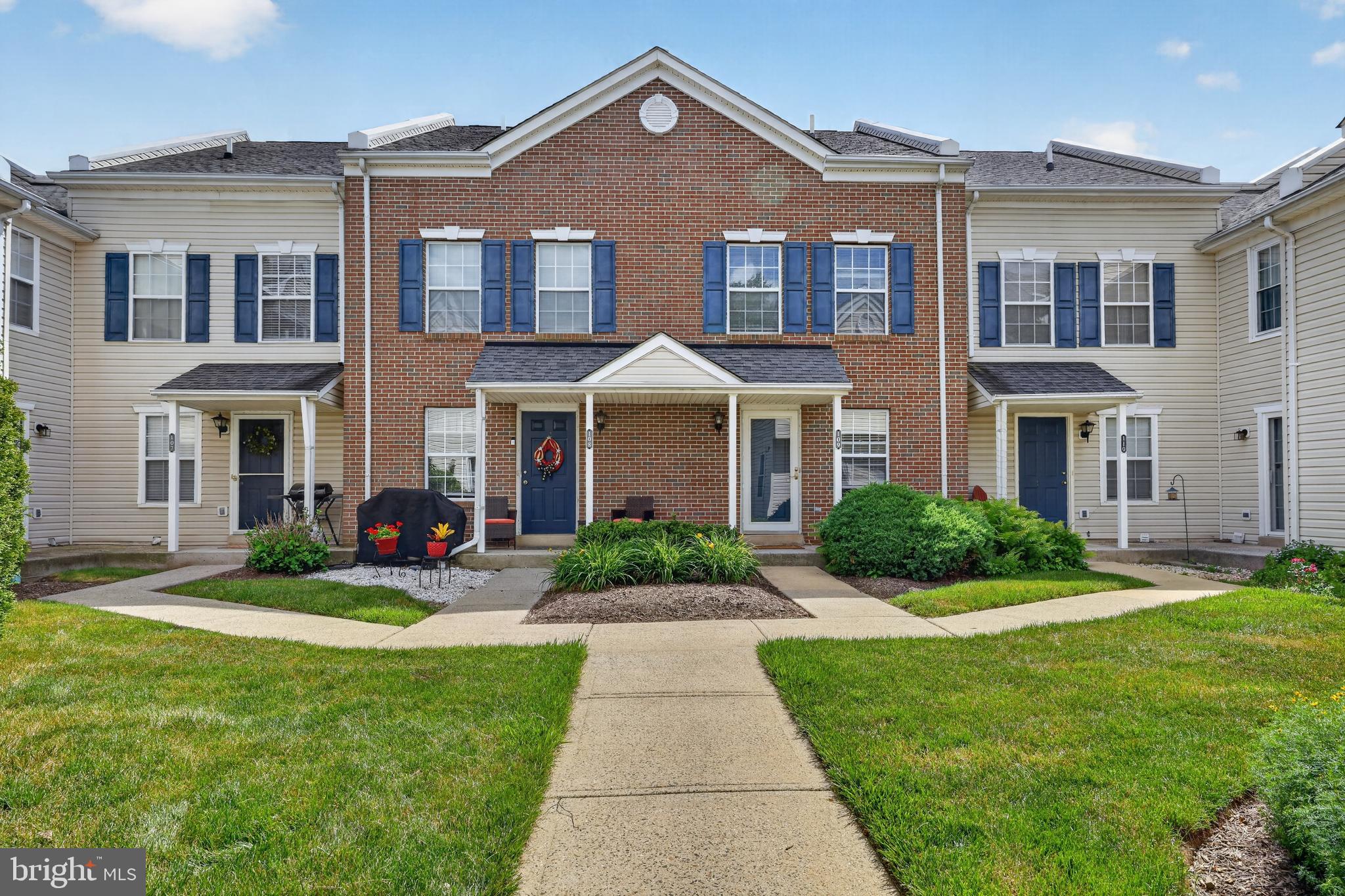 LIBERTY KNOLL - Residential