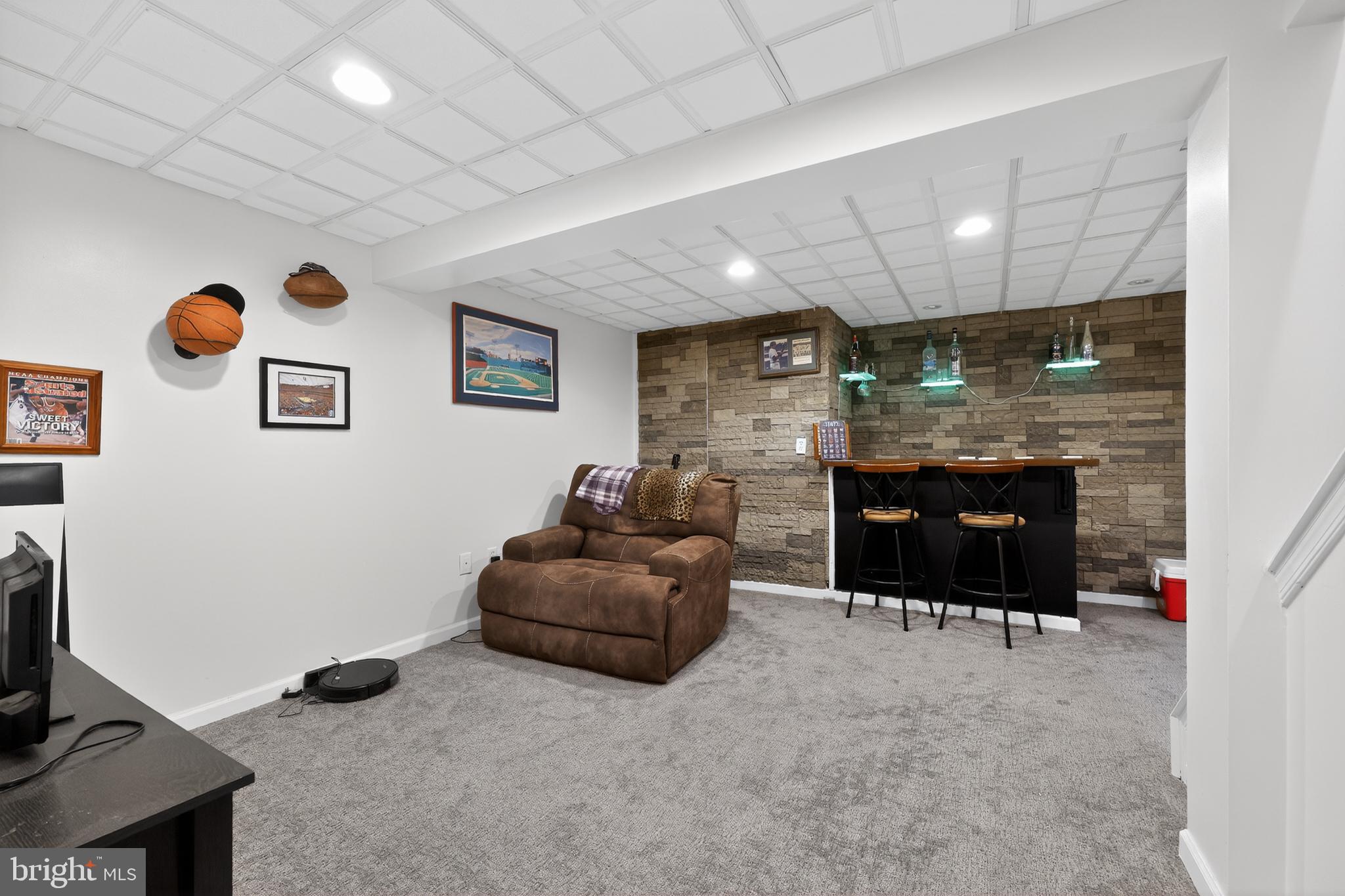 LIBERTY KNOLL - Residential