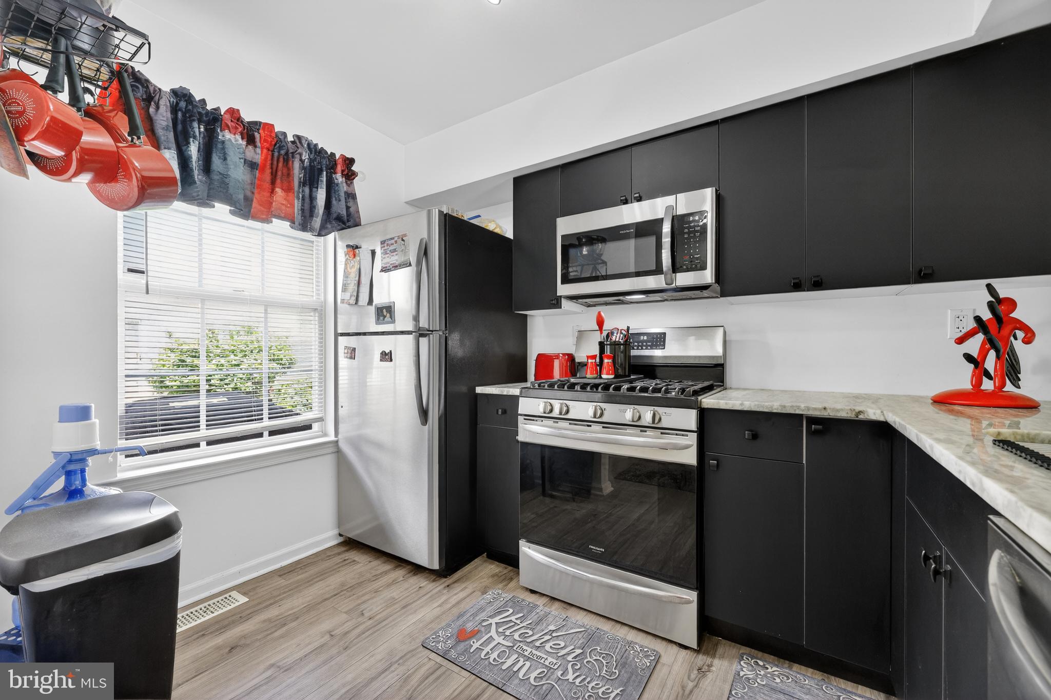LIBERTY KNOLL - Residential