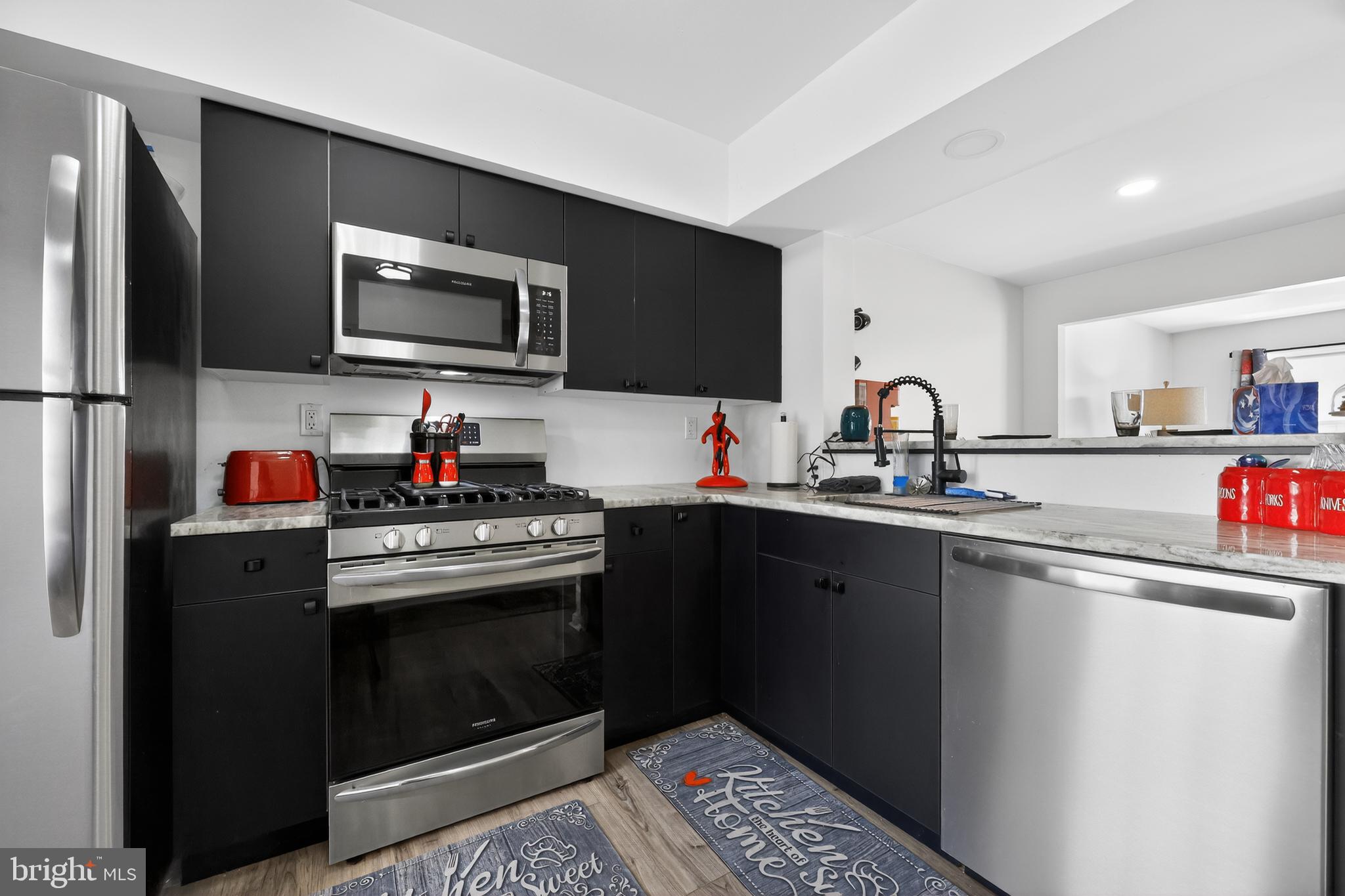 LIBERTY KNOLL - Residential