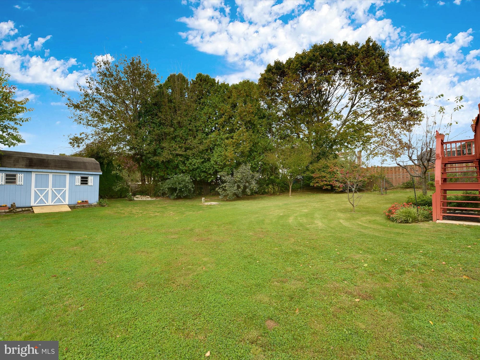 SPRING MEADOW - Residential