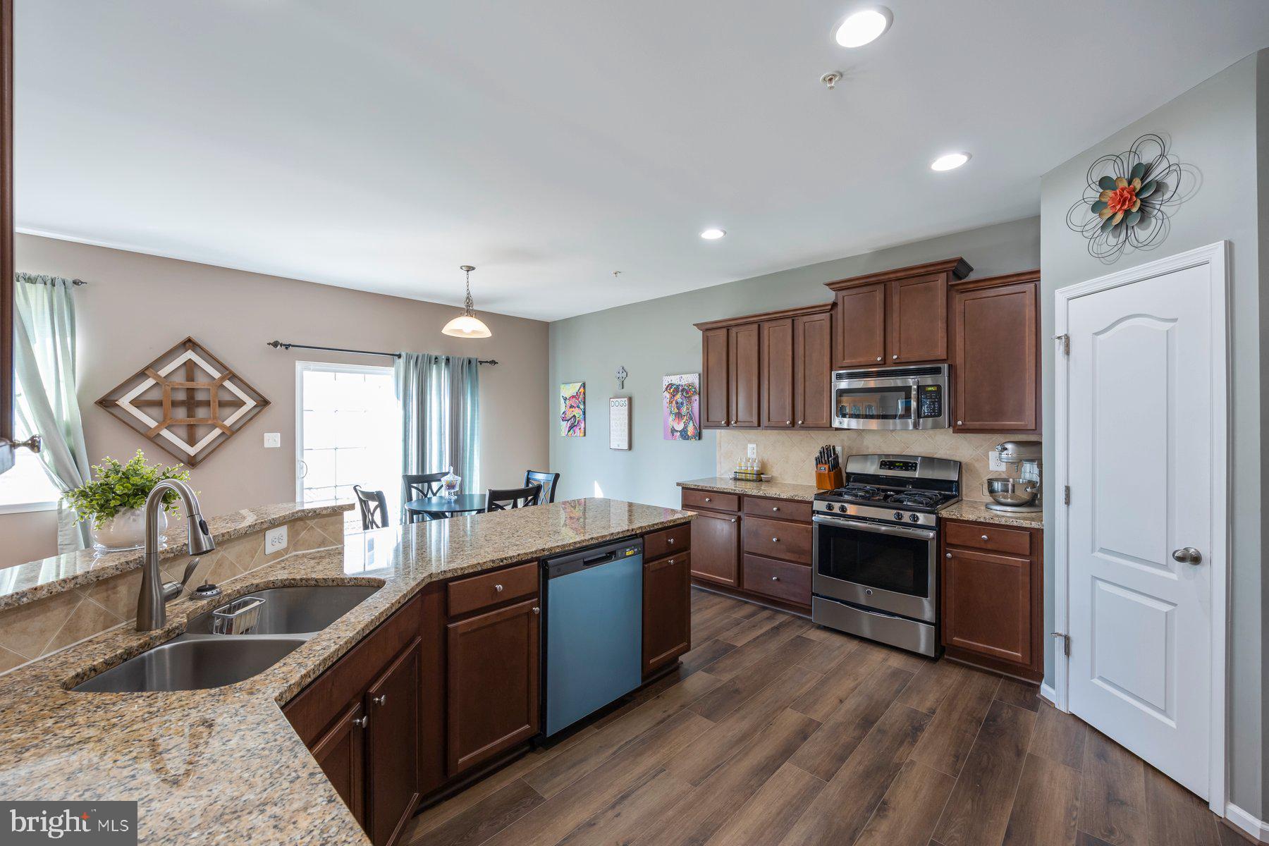 TANYARD SPRINGS - Residential