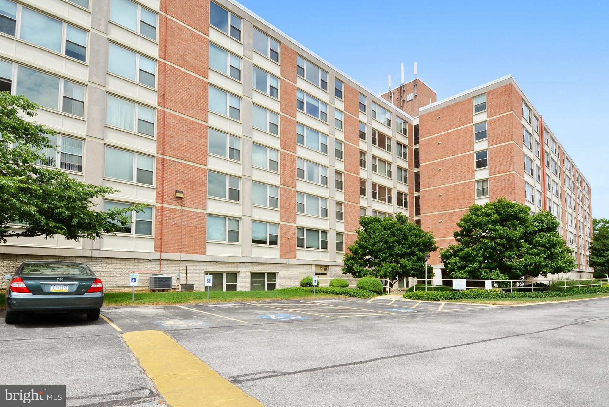 For comp purposes only, sold off market- 2 Bed/ 2 Bath, updated kitchen & bathrooms- Corner unit with great views. One deeded parking space.